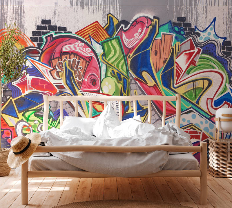 Graffiti-Wand, Bett, Wandmalerei, Holzbett, Leinenbettwäsche