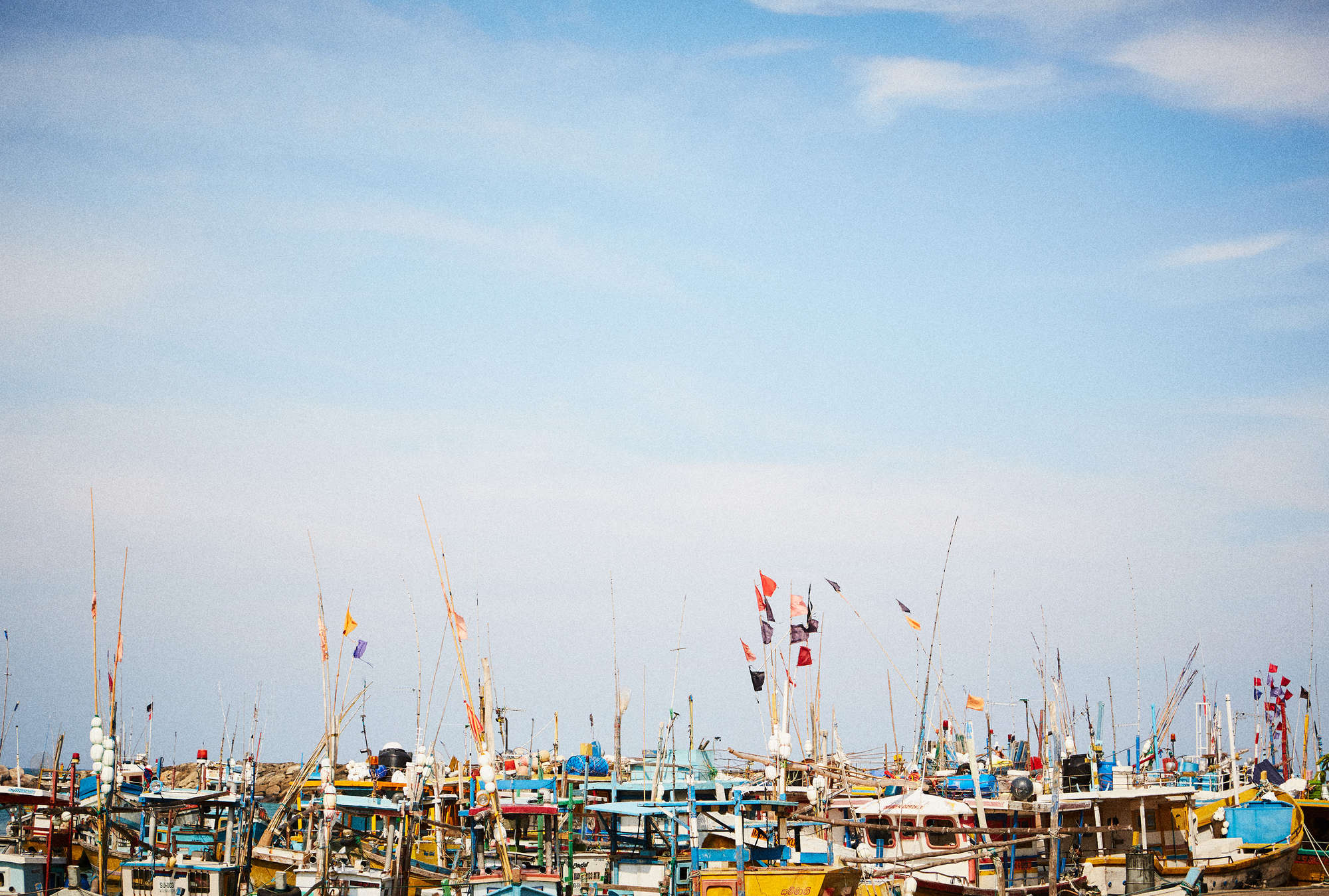 Uferpromenade, Hafen, Seebrücke, Segelboot