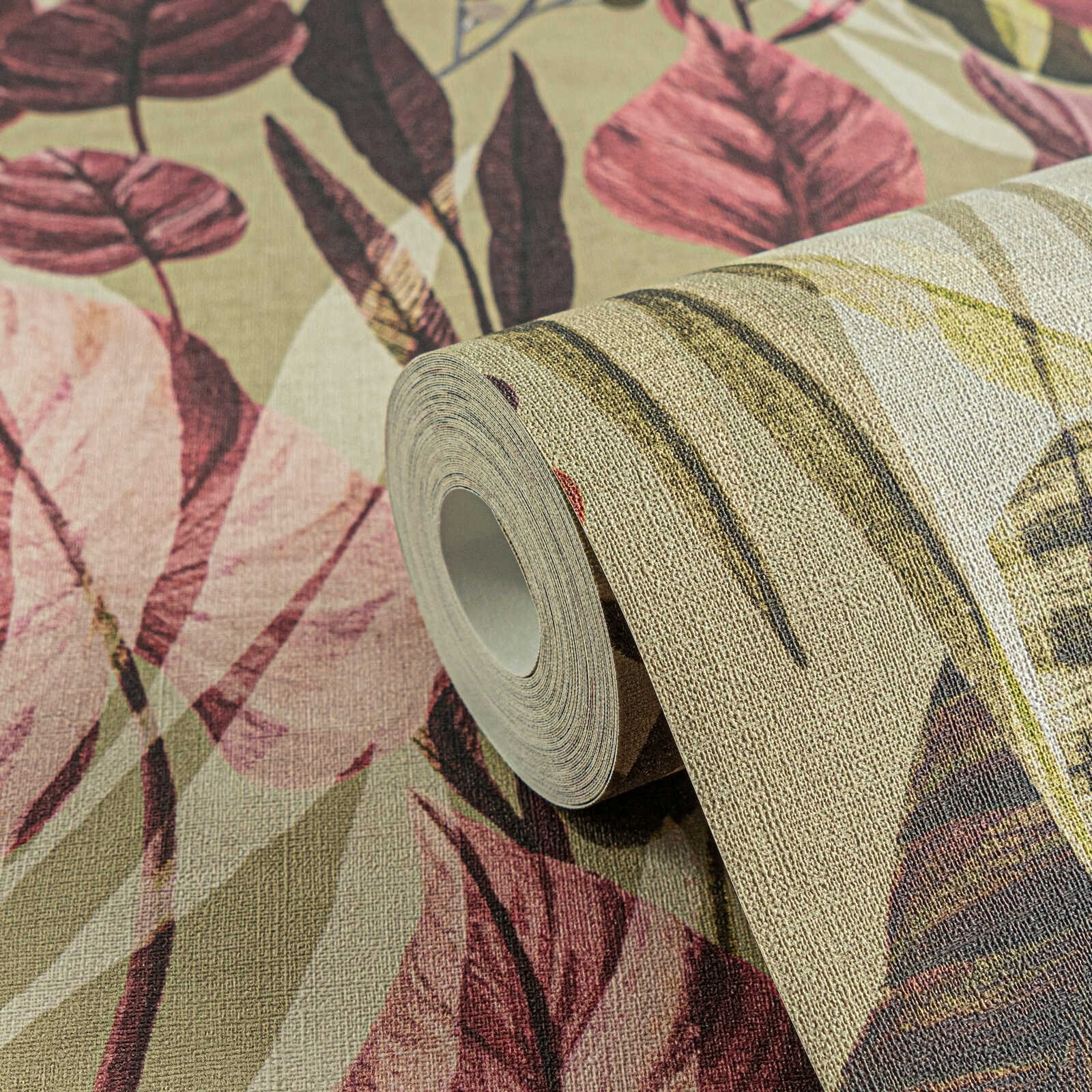             Stilvolle Vliestapete mit wildem Blättermotiv, feine Struktur – Braun, Pink
        