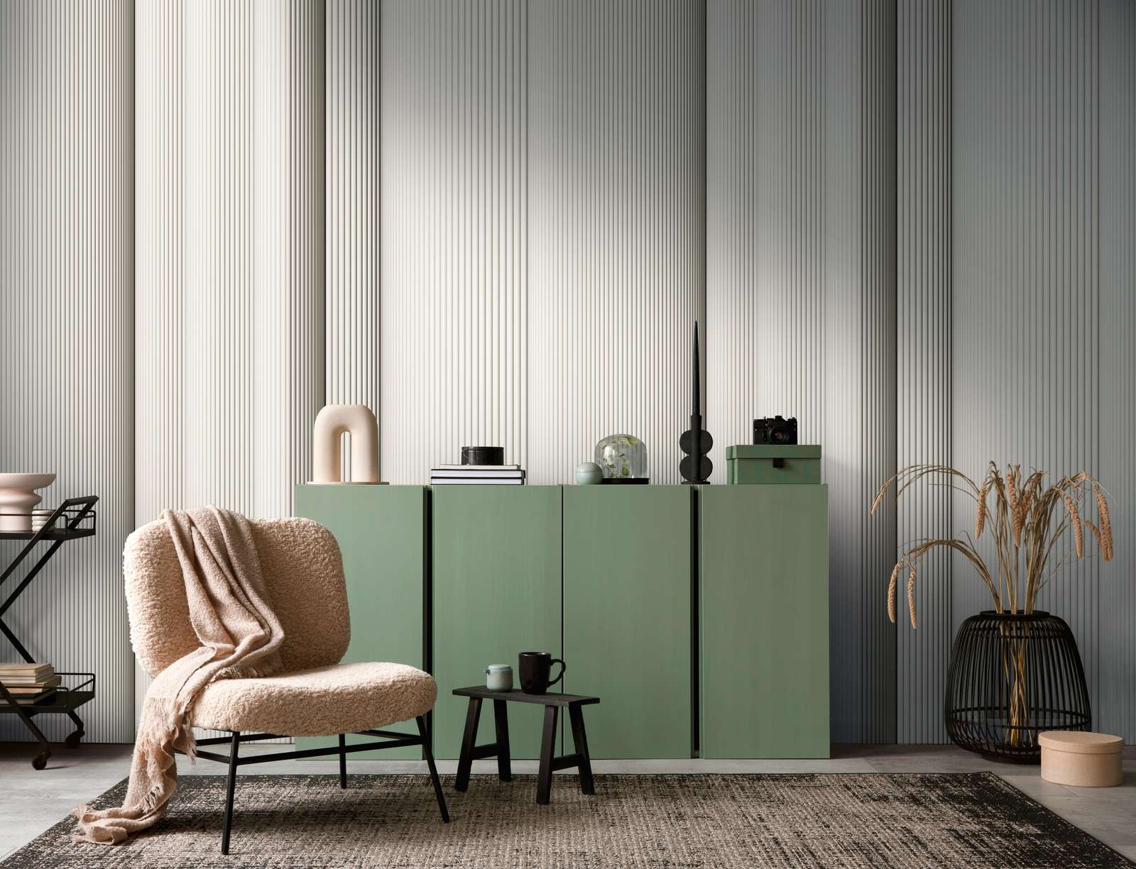 Vliestapete mit modernen Streifen und einer großflächigen Musterwiederholung – Beige, Creme