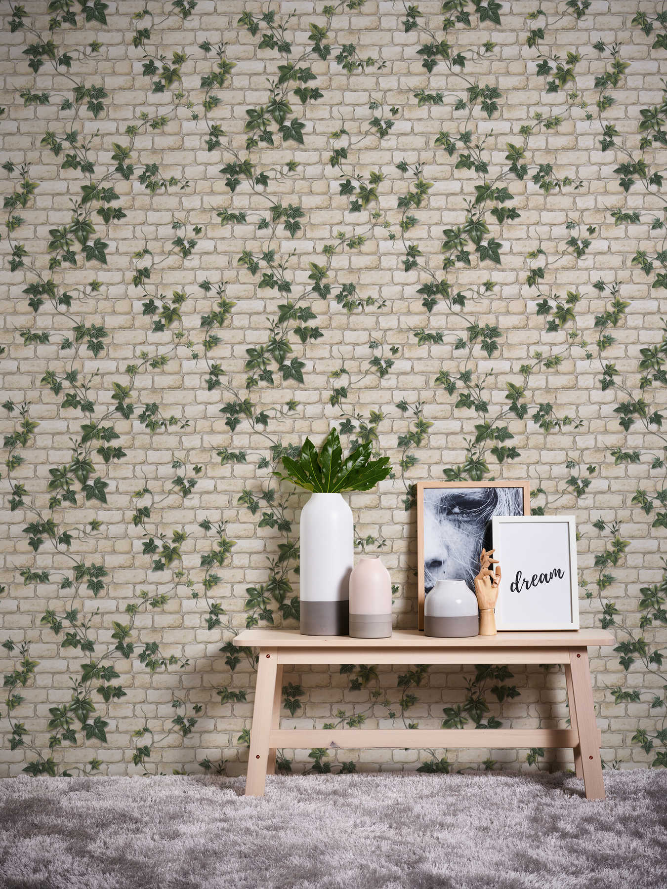             Tapete mit Mauerwerk & Efeu-Ranken, Steinoptik – Weiß, Grün
        