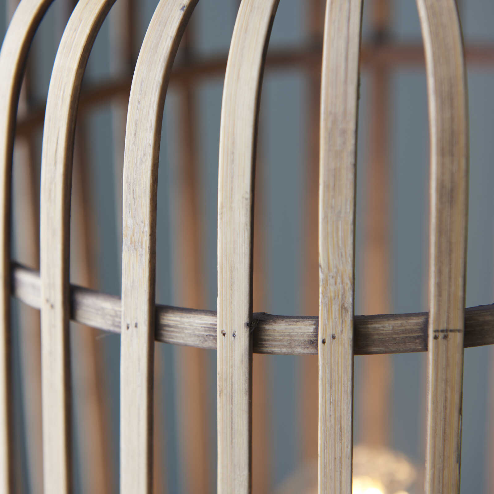             Stehleuchte aus Bambus - Willi 8 – Braun
        