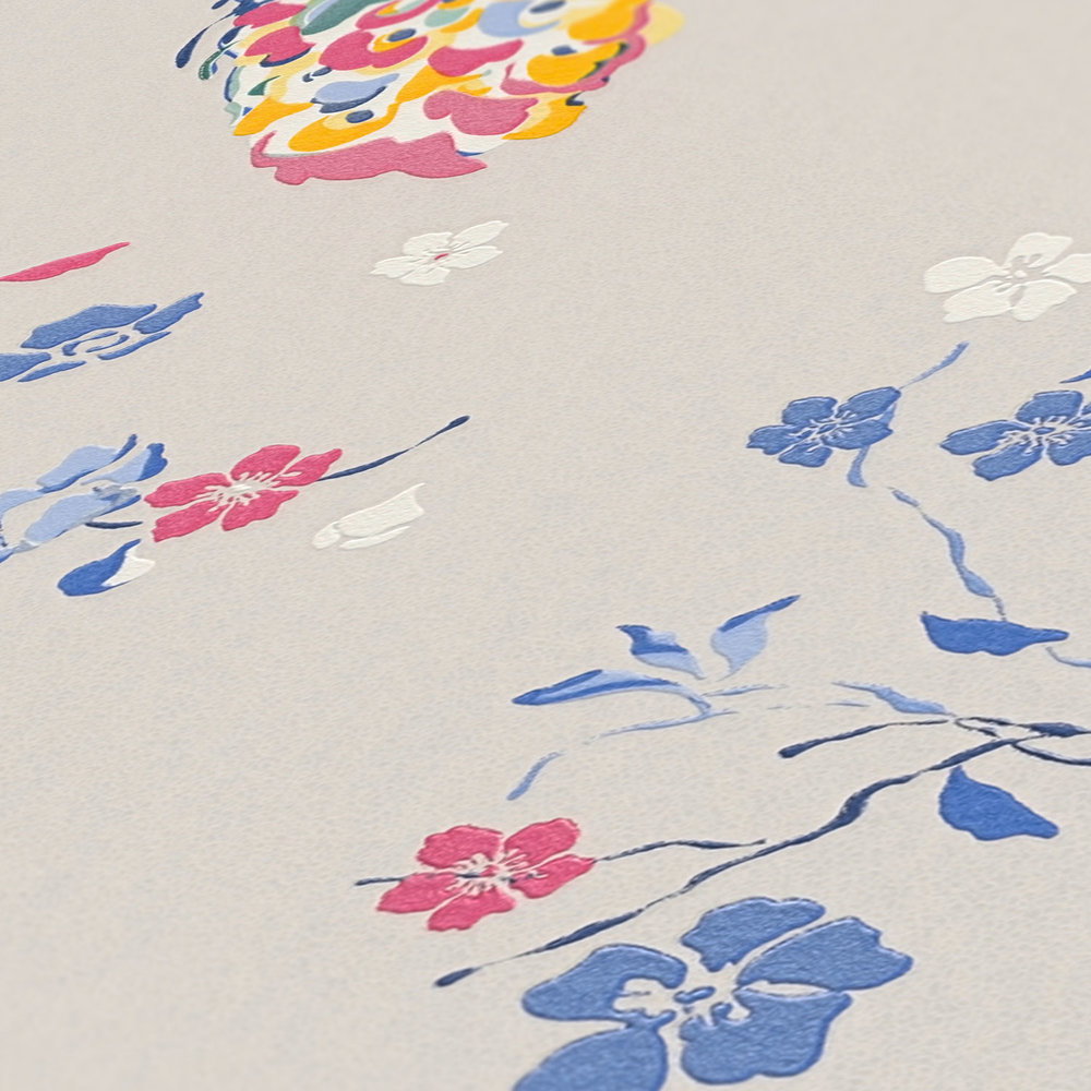             Mustertapete mit Pfaumuster und Glanzeffekt – Beige, Blau, Bunt
        