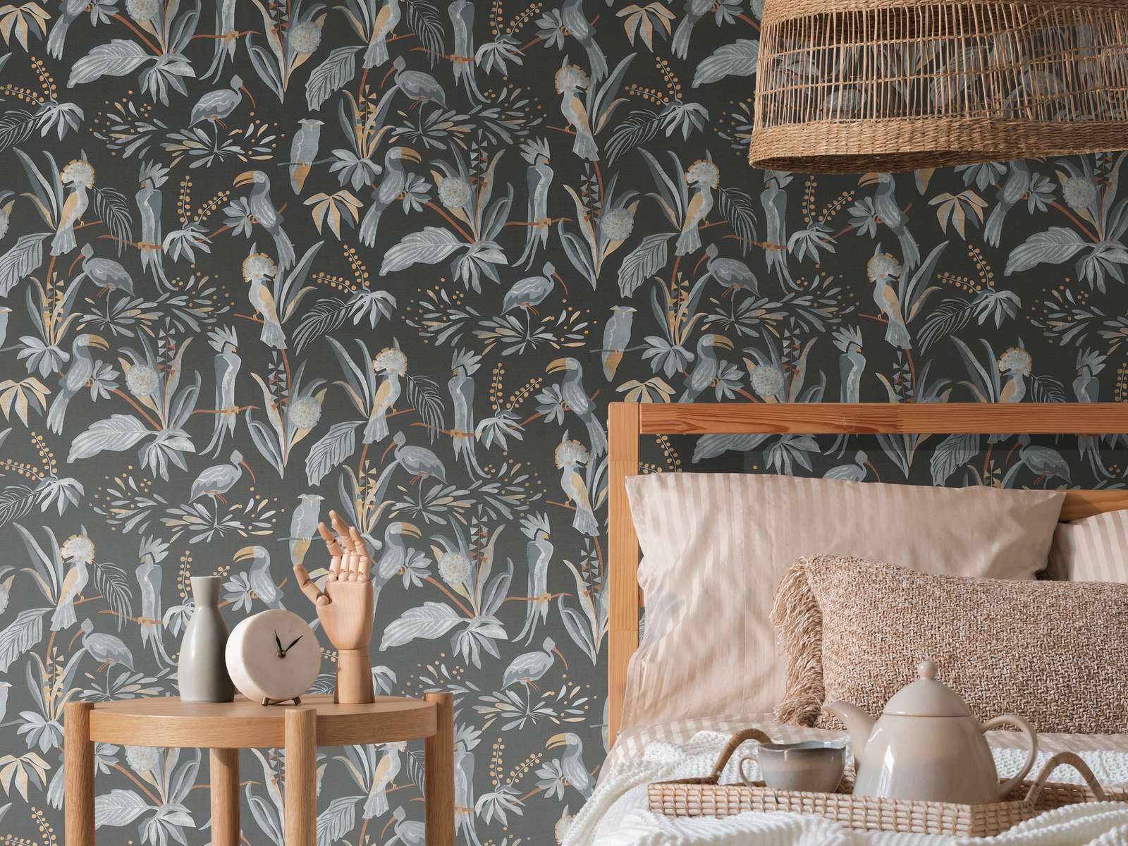             Tapete mit Dschungelpflanzen und Vögeln – Schwarz, Grau, Beige
        