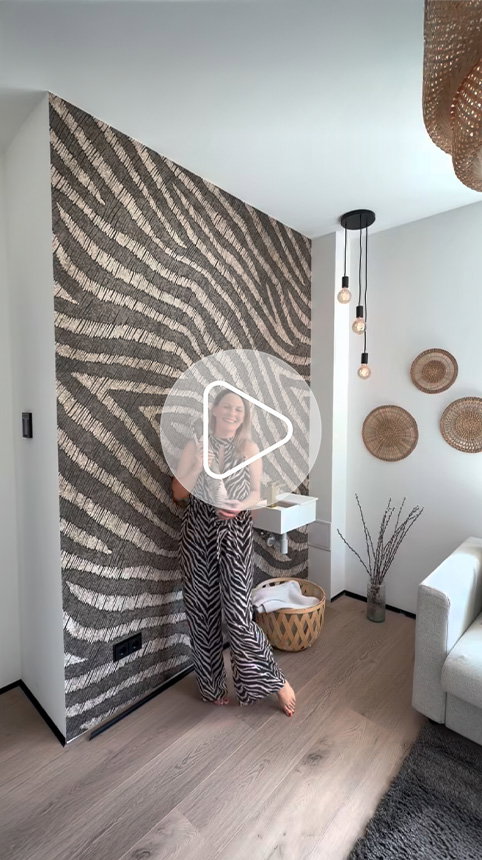zebra-print, wandtapete,  overall-anzug, weiblich, wohnzimmer