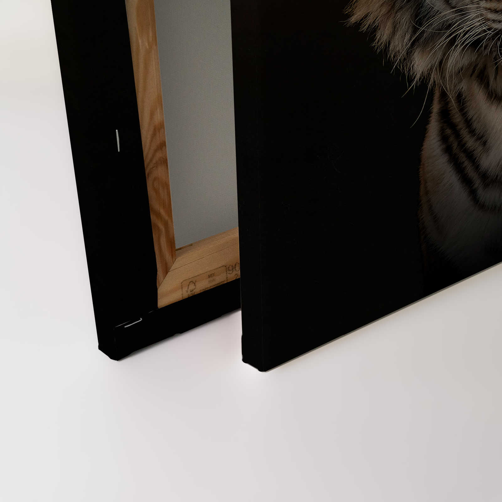 Leinwandbild Tiger Portrait mit Blumen – 0,90 m x 0,60 m