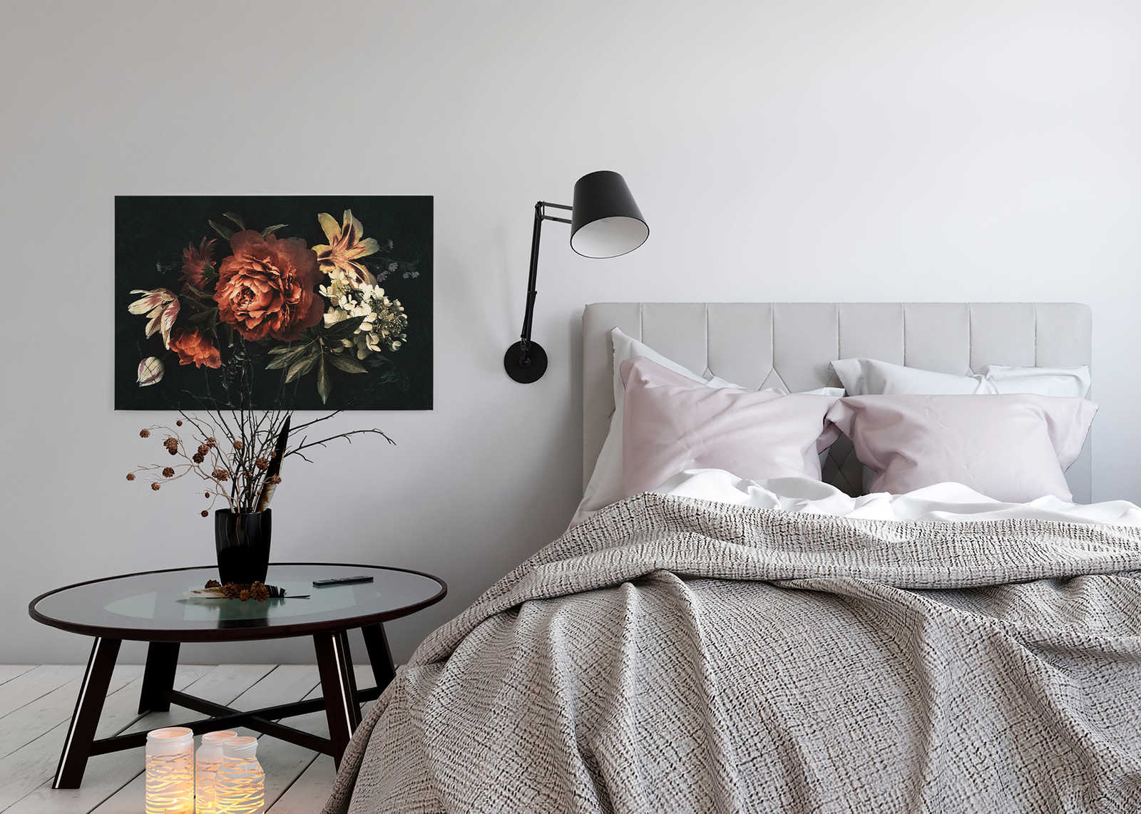             Drama queen 1 - Blumenstrauß Leinwandbild mit dunklem Hintergrund in Pappe Struktur – 0,90 m x 0,60 m
        