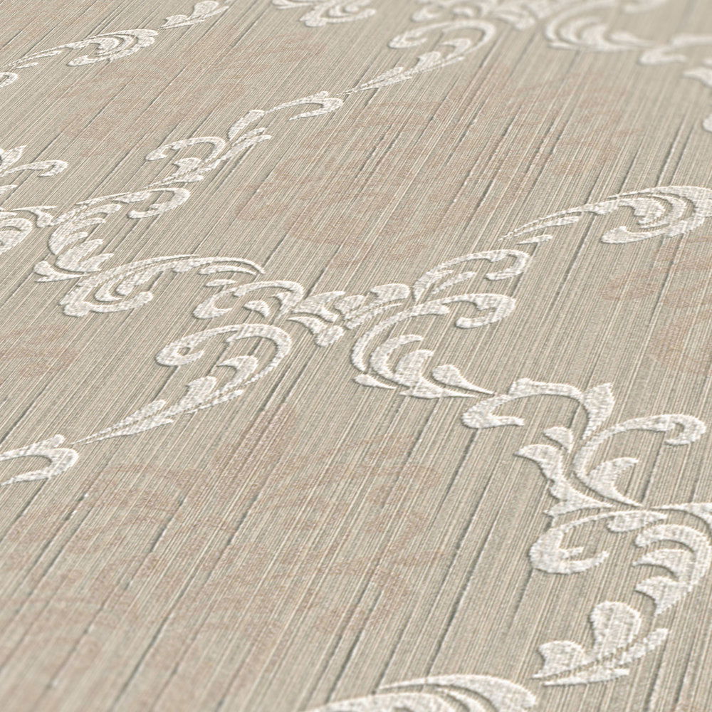             Ornamenttapete mit Rankenmuster & Struktureffekt – Beige
        