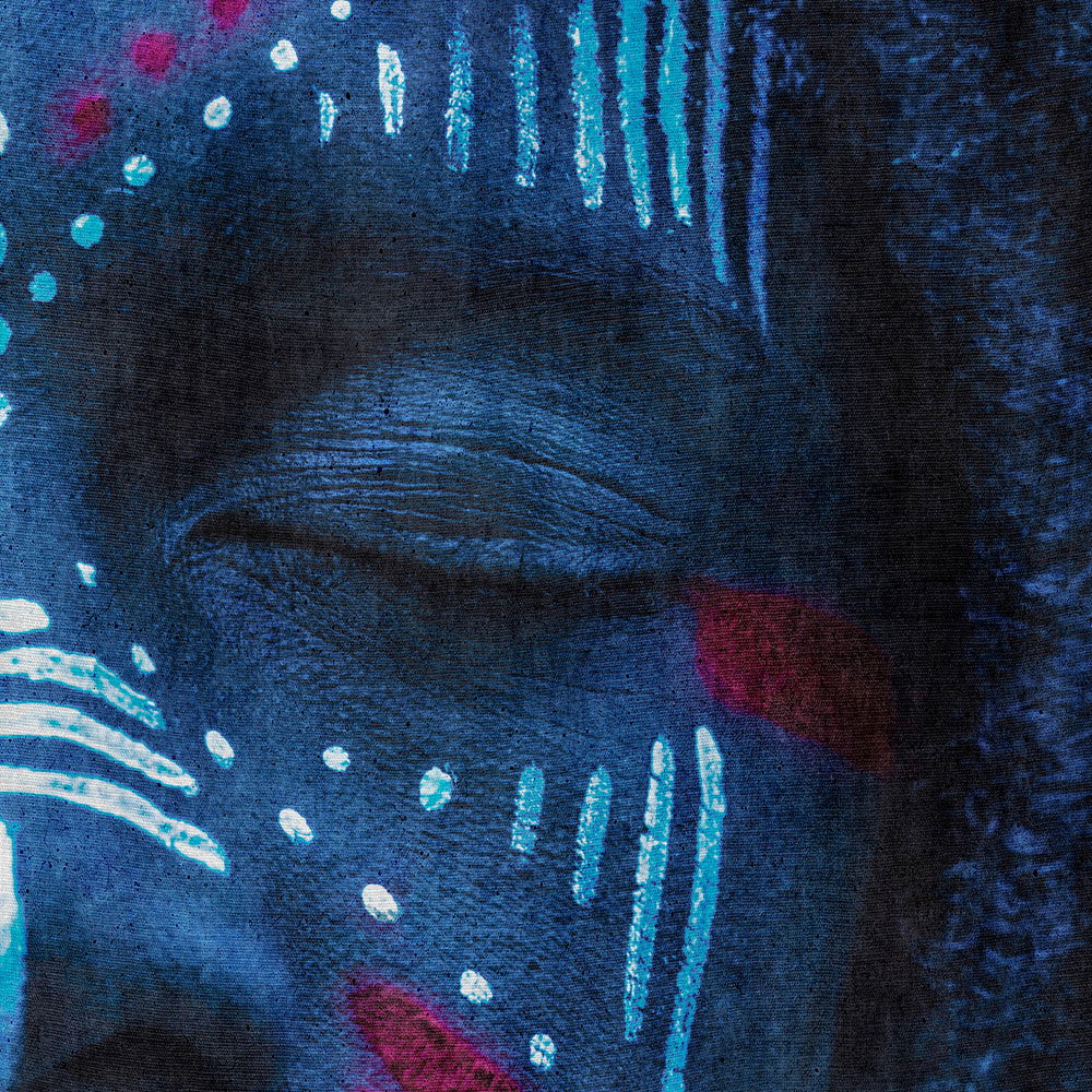 Fototapete »mikala« - Afrikanisches Portrait blau mit Gobelinstruktur – Glattes, leicht glänzendes Premiumvlies