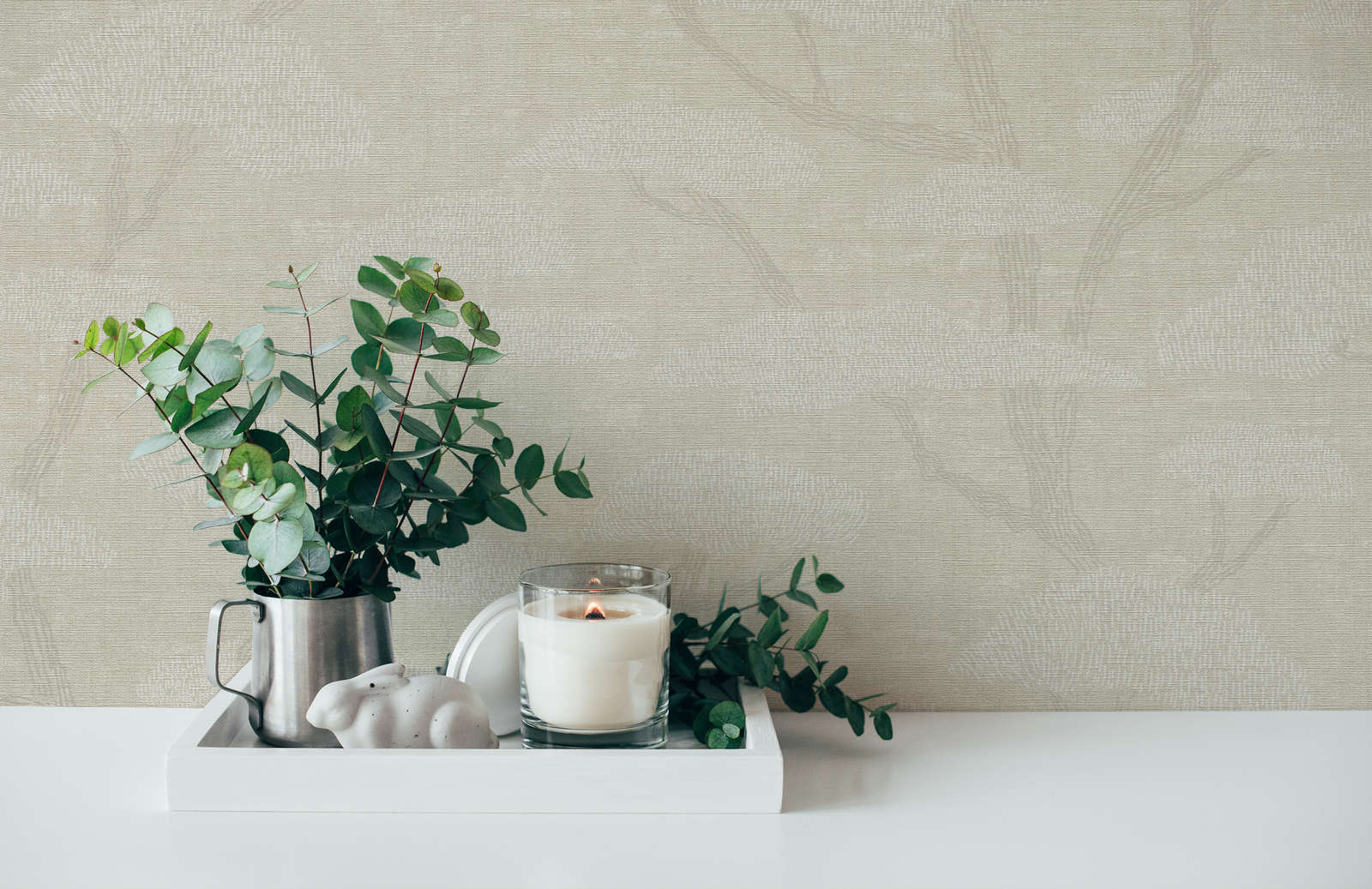             Vliestapete Pinien Wald im Retro Look – Beige
        