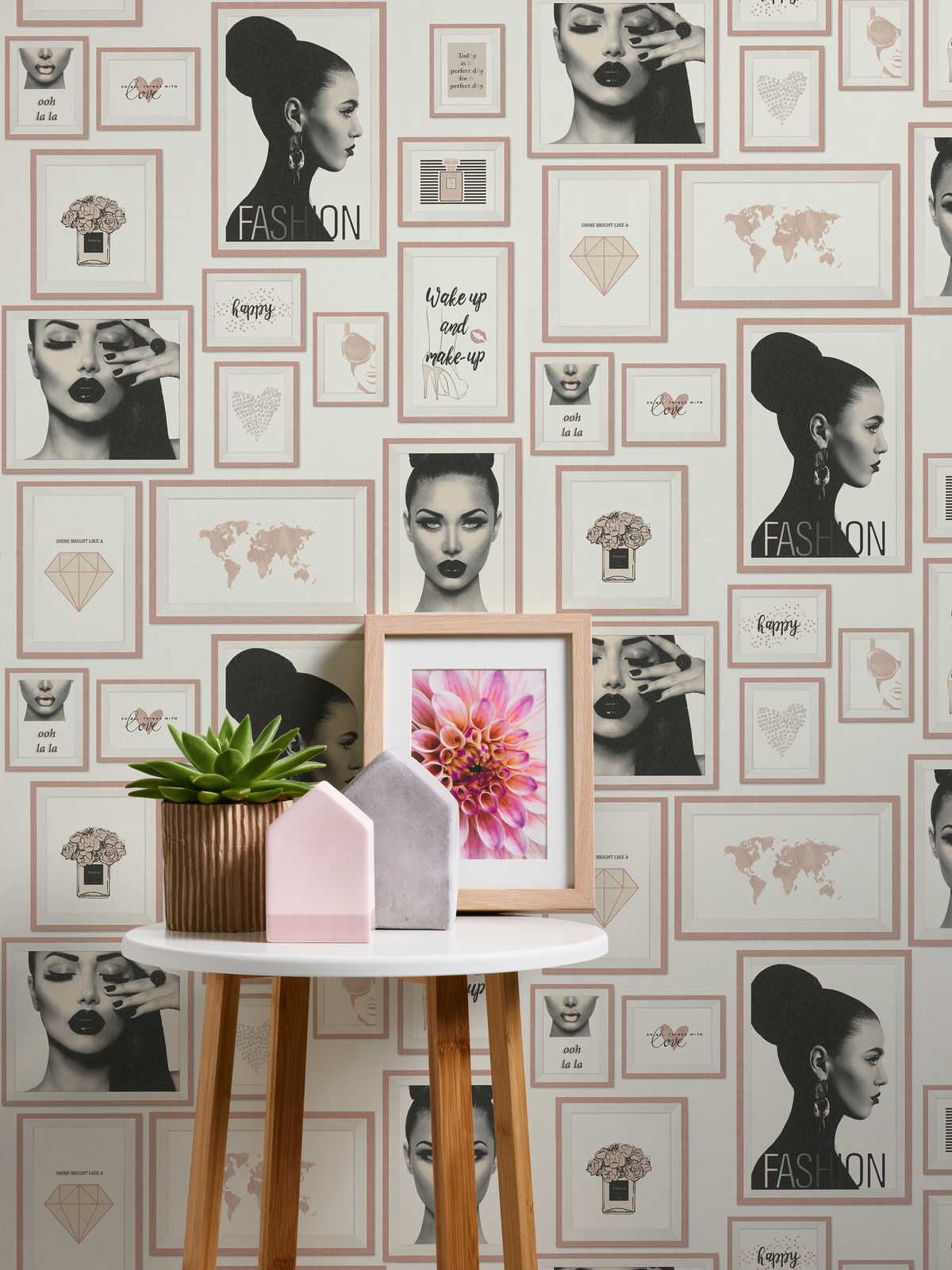             Tapete Fashion Design mit Wanddekor – Rosa, Schwarz, Weiß
        