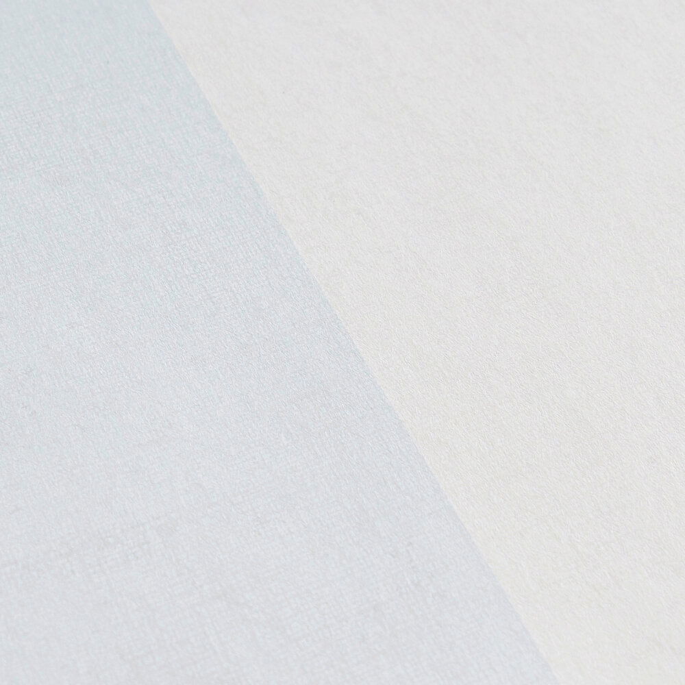             Kinderzimmer Vliestapete mit breiten Streifen – frische Akzente für ein maritimes Flair – Blau, Creme
        