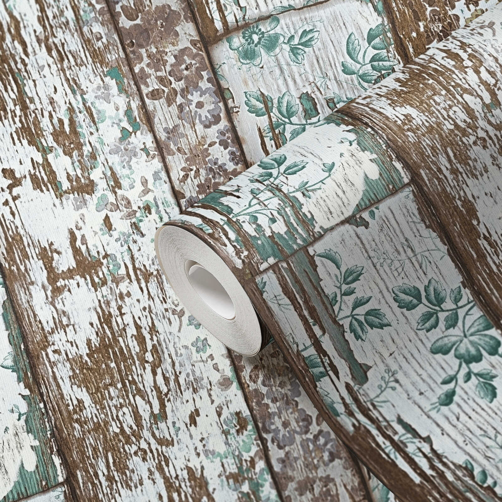             Landhaus Tapete Bretteroptik mit Vintage Blumentprint – Grün, Braun, Grau
        