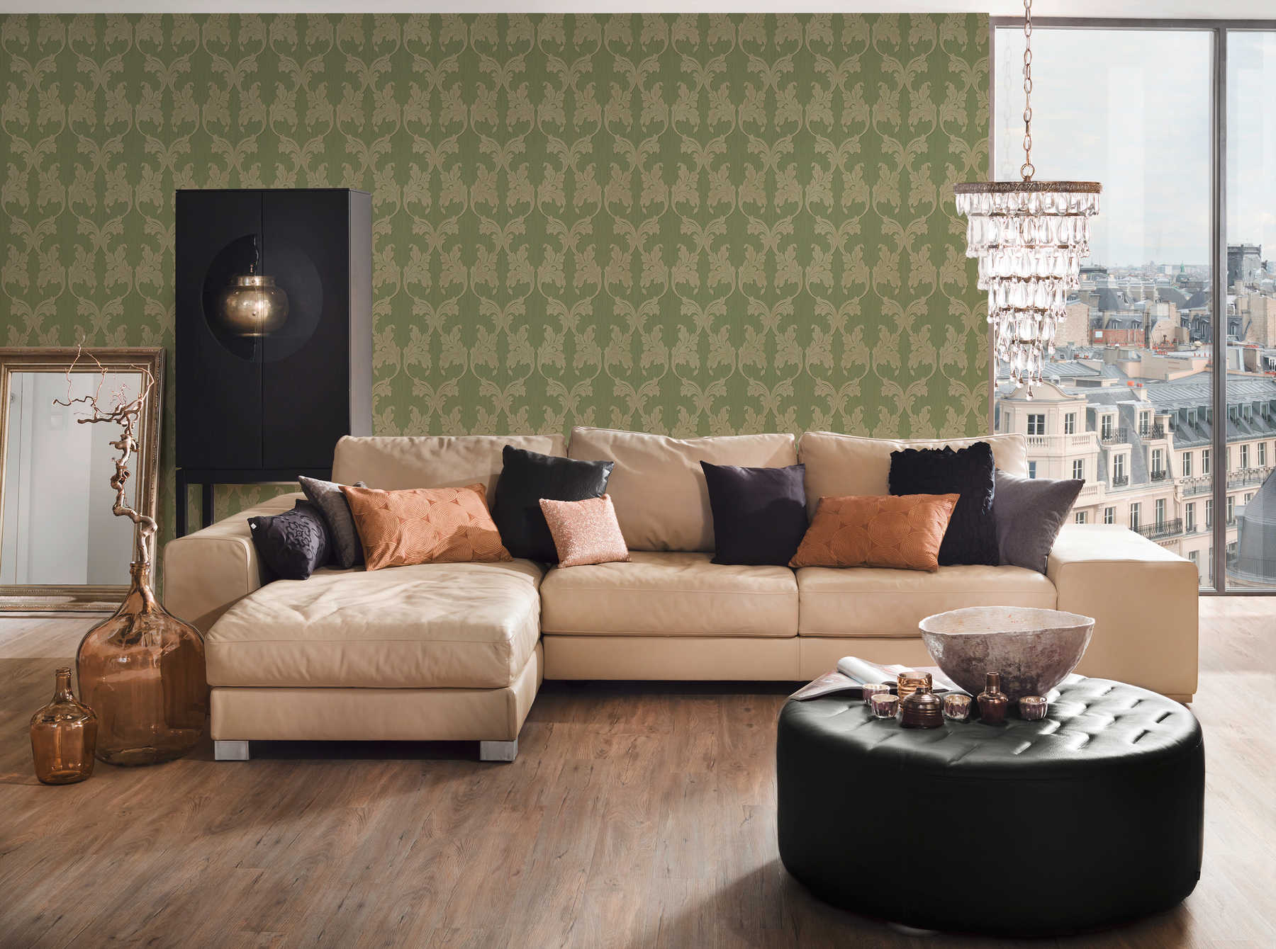             Tapete mit Ornament-Ranken & Strukturmuster – Grün
        