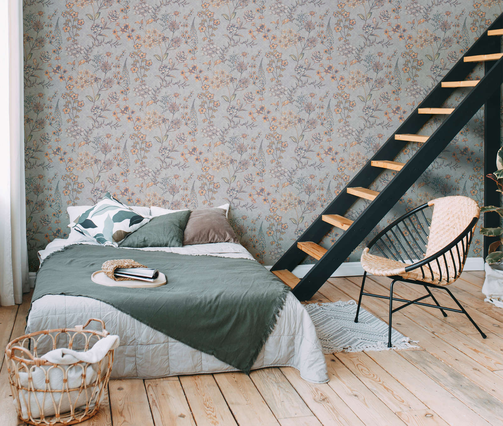             Vliesbehang met bloemen vintage design - lichtgrijs, oranje, geel
        