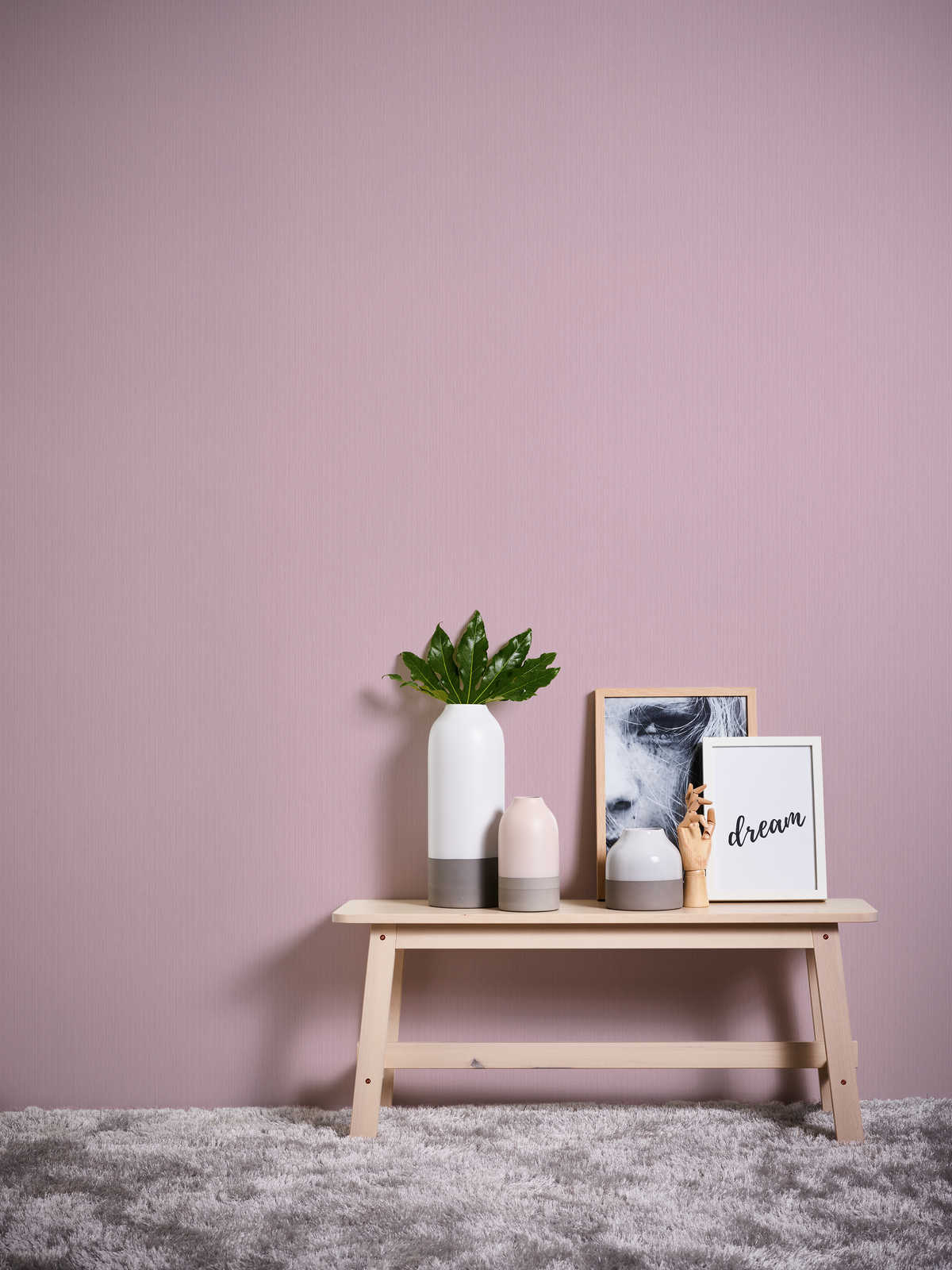             Einfarbige Tapete Rosa mit meliertem Textileffekt von MICHALSKY
        