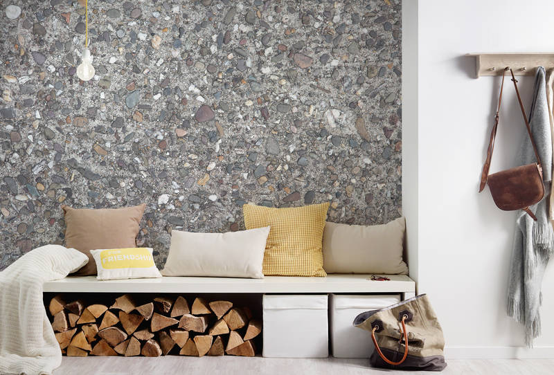 Wohnzimmer, Sitzbank, Korkwand, Holzscheite, Kissen