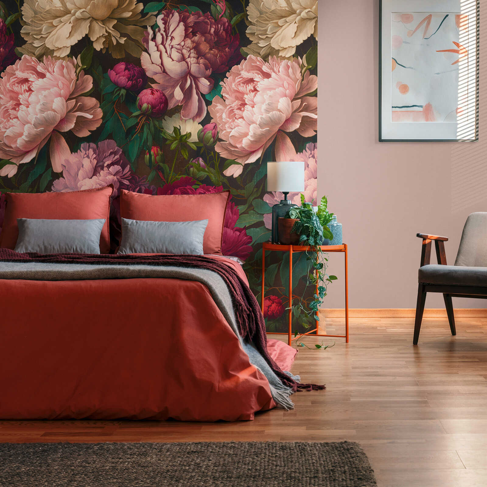         Somptueux papier peint intissé fleuri avec d'opulentes fleurs de pivoine et une répétition de motifs à grande échelle - rose, rouge, rose
    