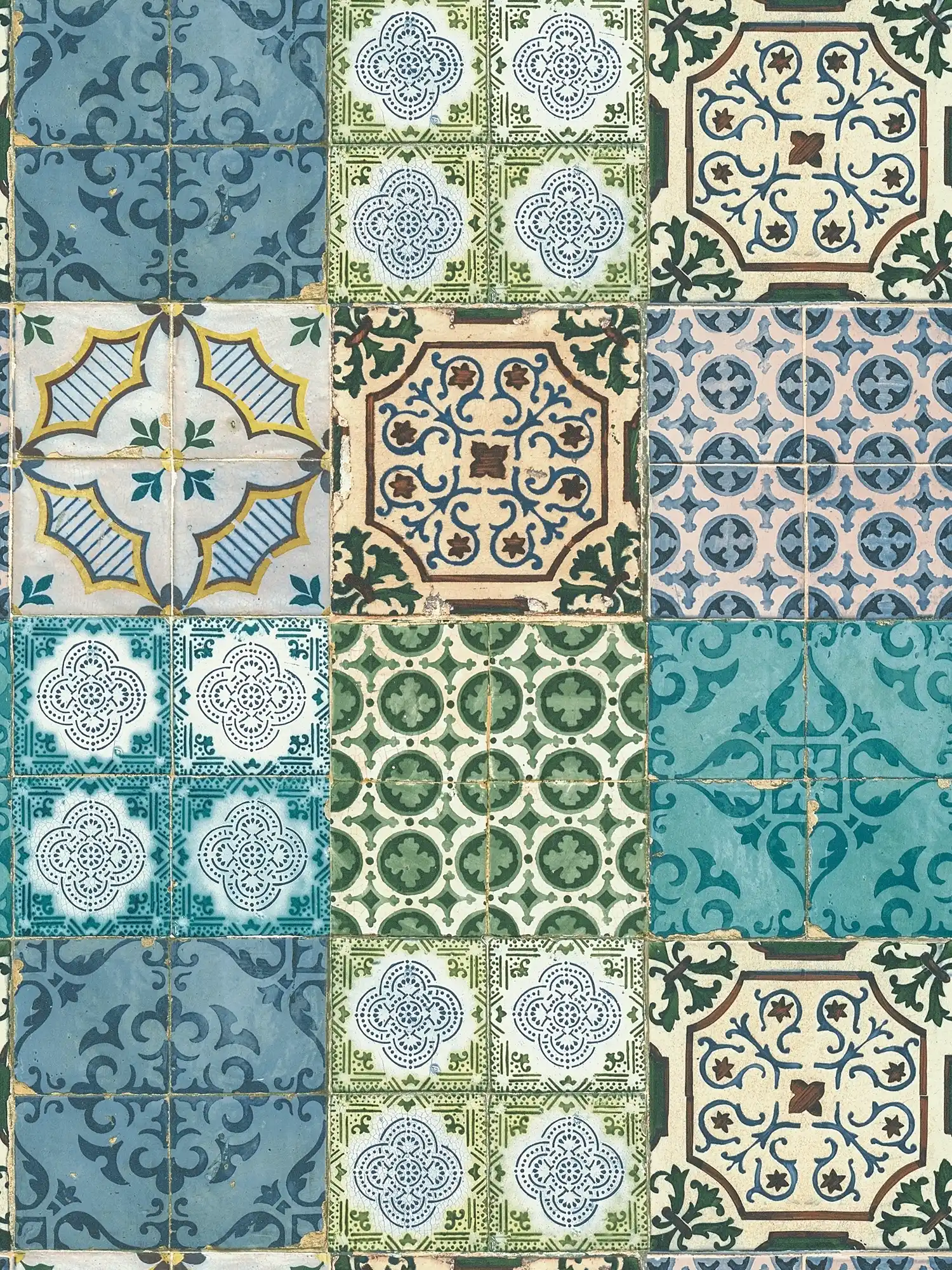         Vliestapete buntes Fliesen-Motiv im Vintage Stil
    