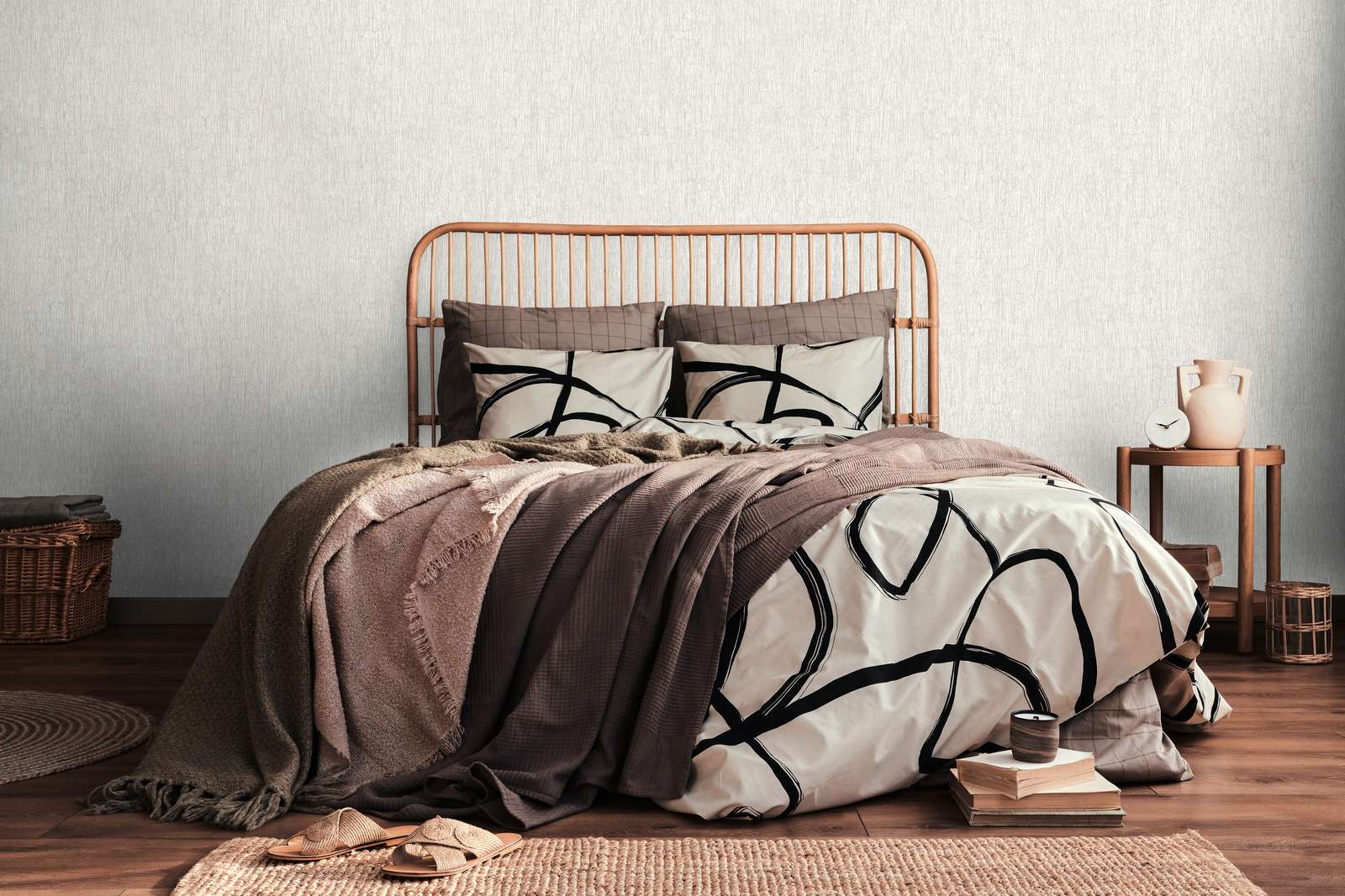             Vliestapete in Textiloptik leicht glänzend – Weiß, Grau, Silber
        