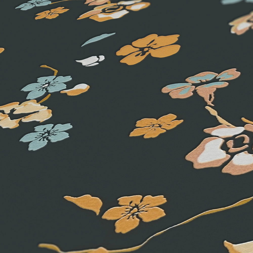             Blumentapete mit Glanzeffekt & Strukturmuster – Schwarz, Gold, Türkis
        