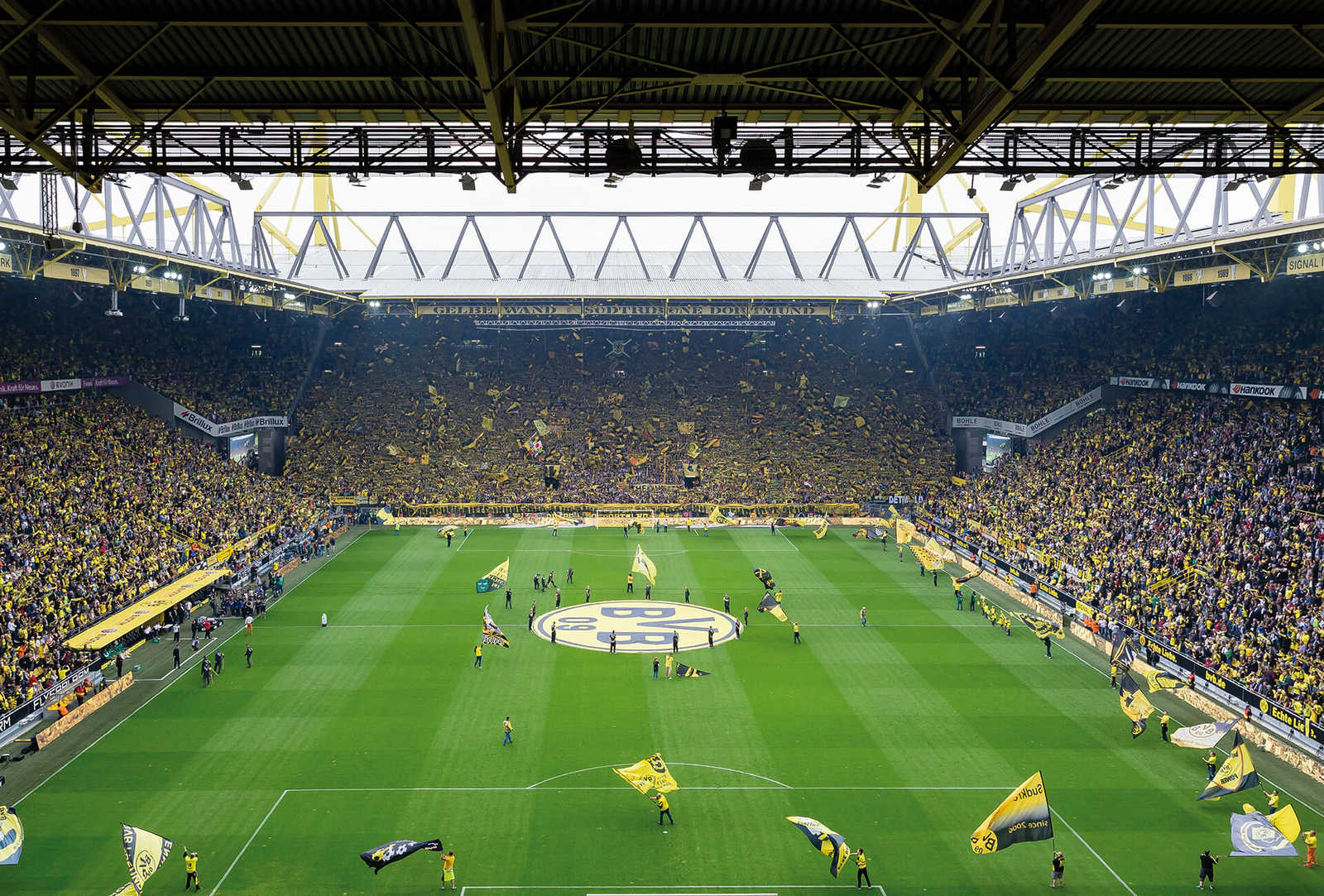         Photo wallpaper BVB stadium with fan choreography
    