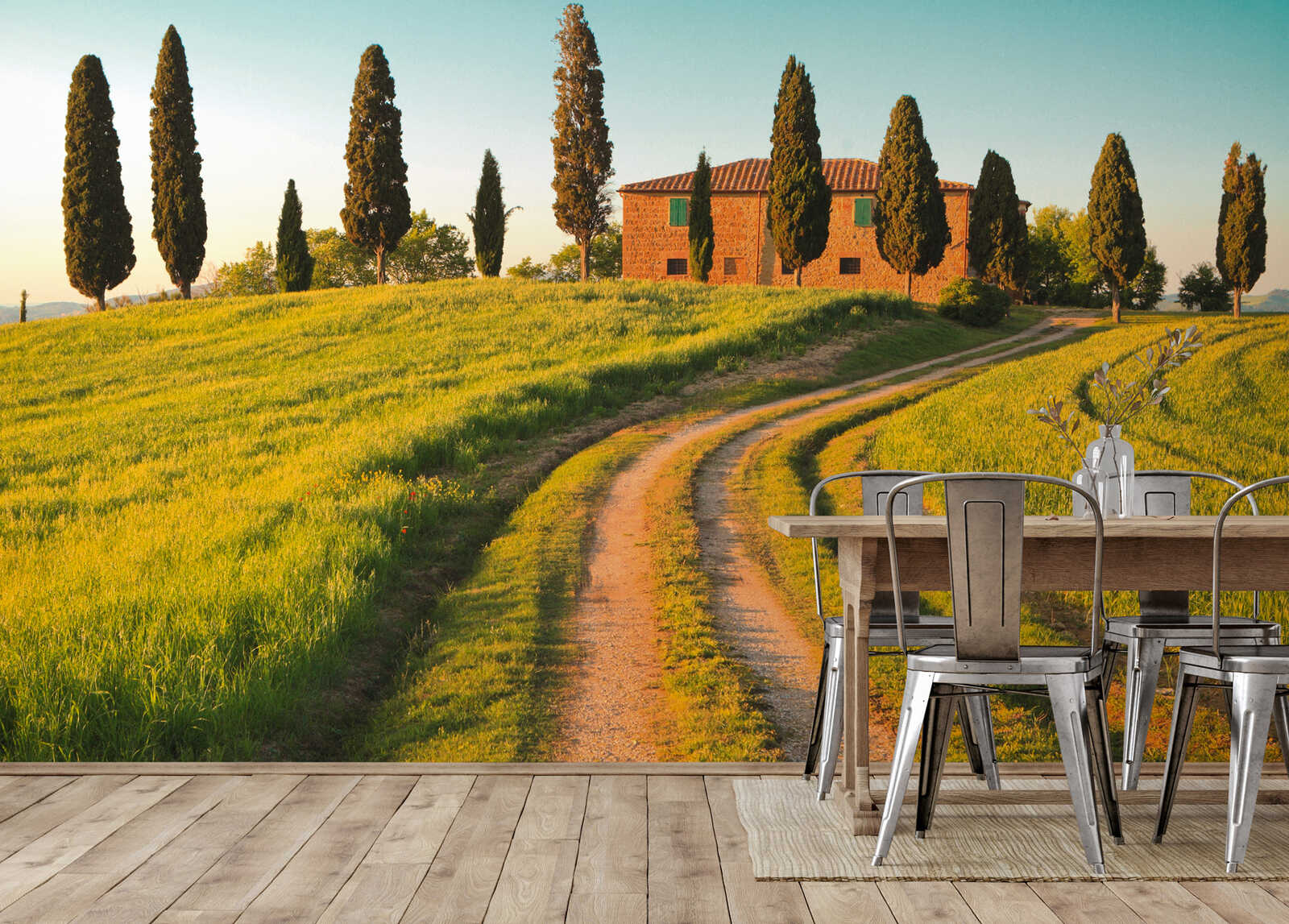         Idyllisch Toscane behang - vliesbehang met mediterraan landschap en cipressen - kleurrijk
    