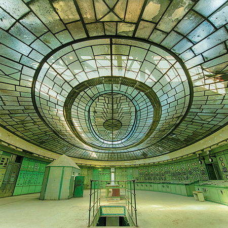         Fototapete Geheime Steuerzentrale
    