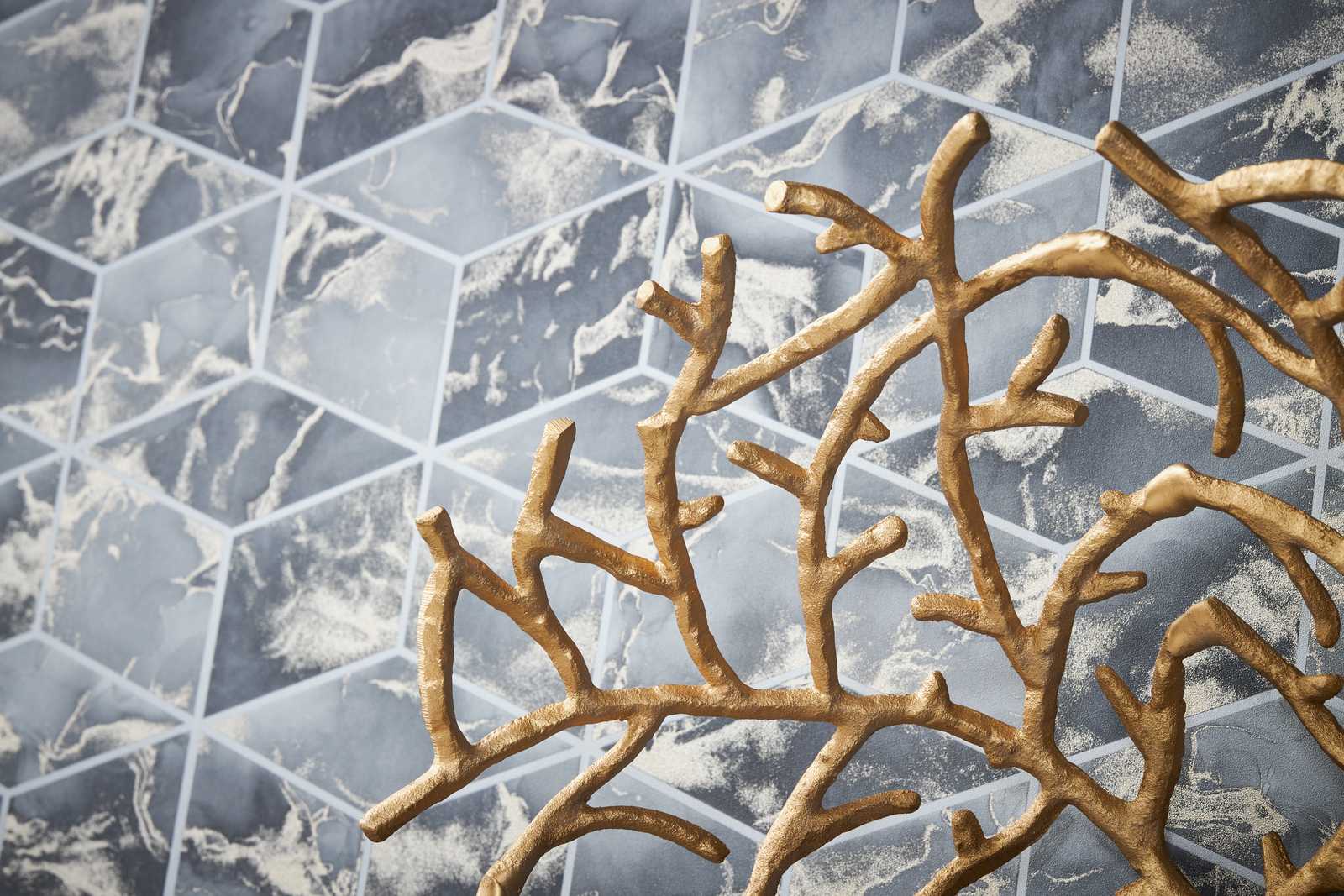             Wallpaper tile look with gold marbling - beige, grey, metallic
        