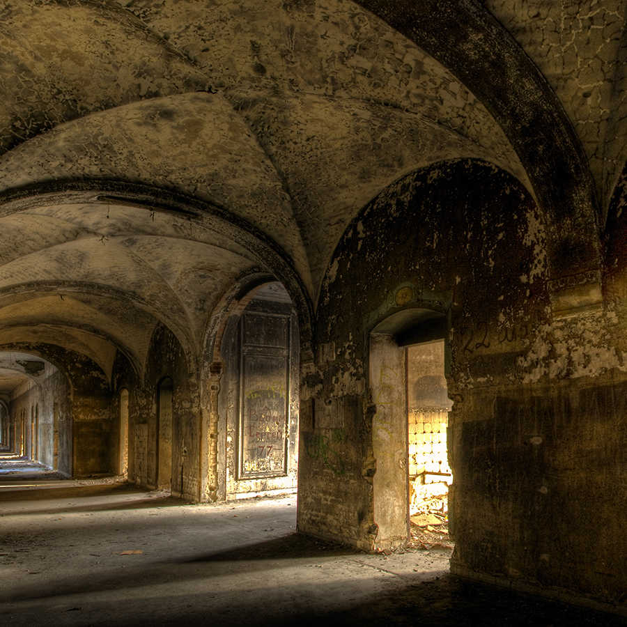         Fototapete alter vintage Gang – Premium Glattvlies
    