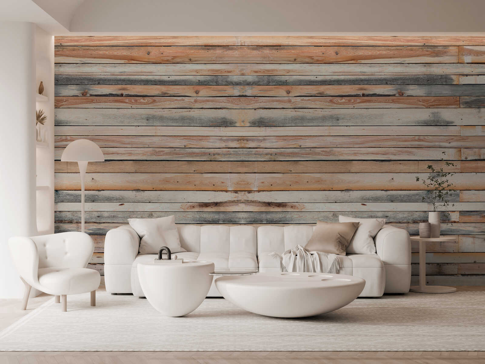 Wohnzimmer, Holzwand, Sofa, Couchtisch, Lampe