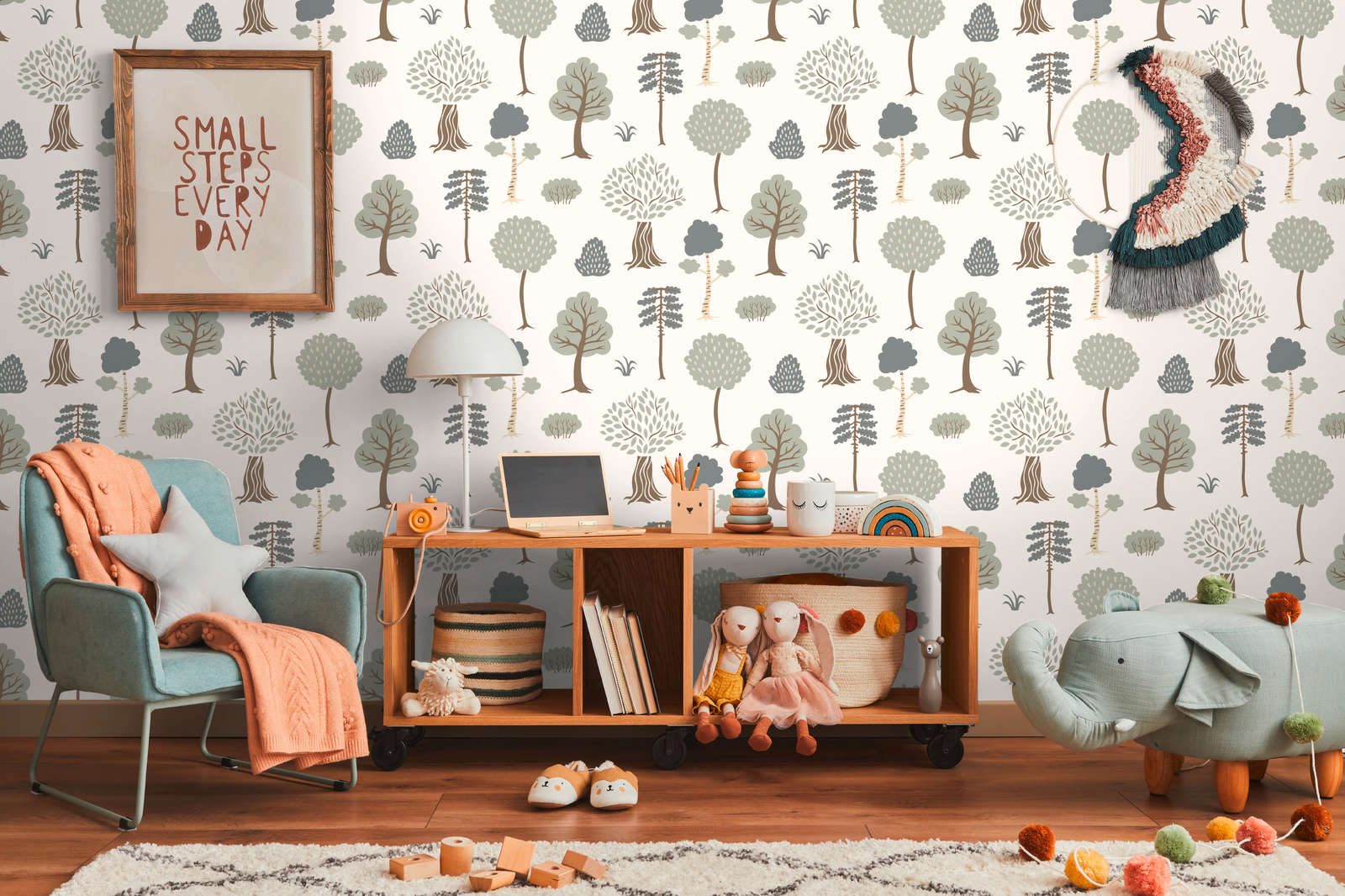 Vliestapete mit minimalen Wald-Motiv mit Bäumen – Creme, Grün, Braun