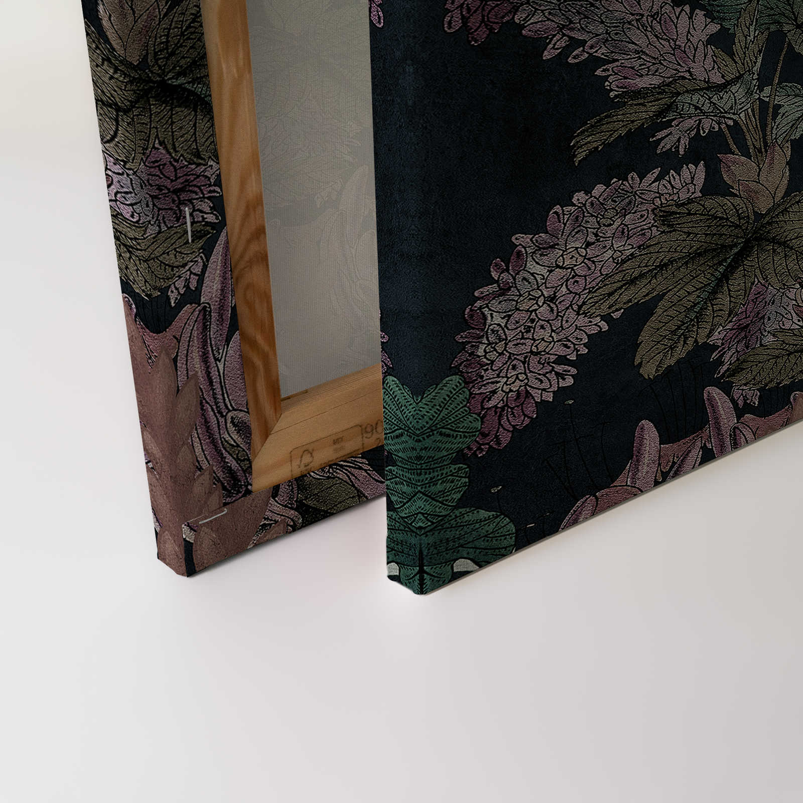             Dark Room 2 - Schwarzes Leinwandbild Botanical Muster Rosa – 0,90 m x 0,60 m
        