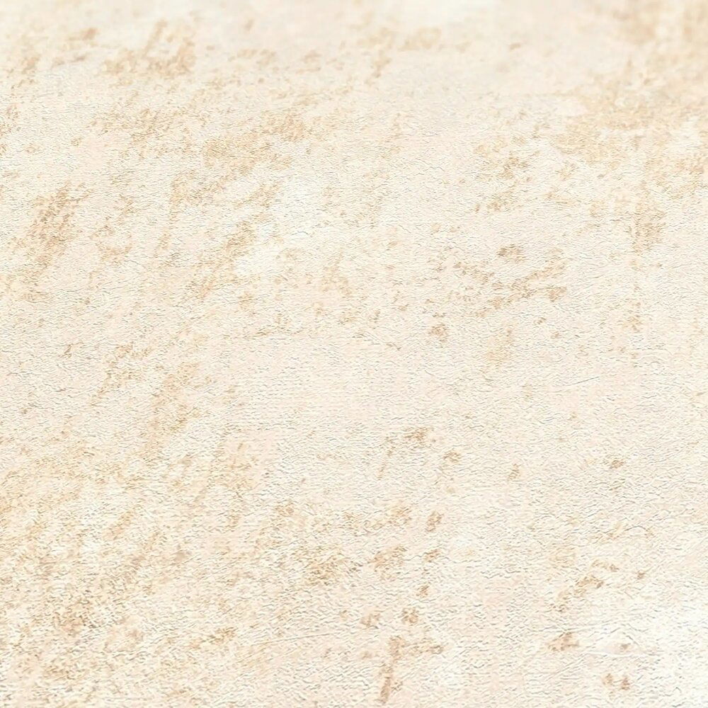             Fein texturierte Vliestapete in Putzoptik im Beton-Look – Creme, Beige, Metallic
        