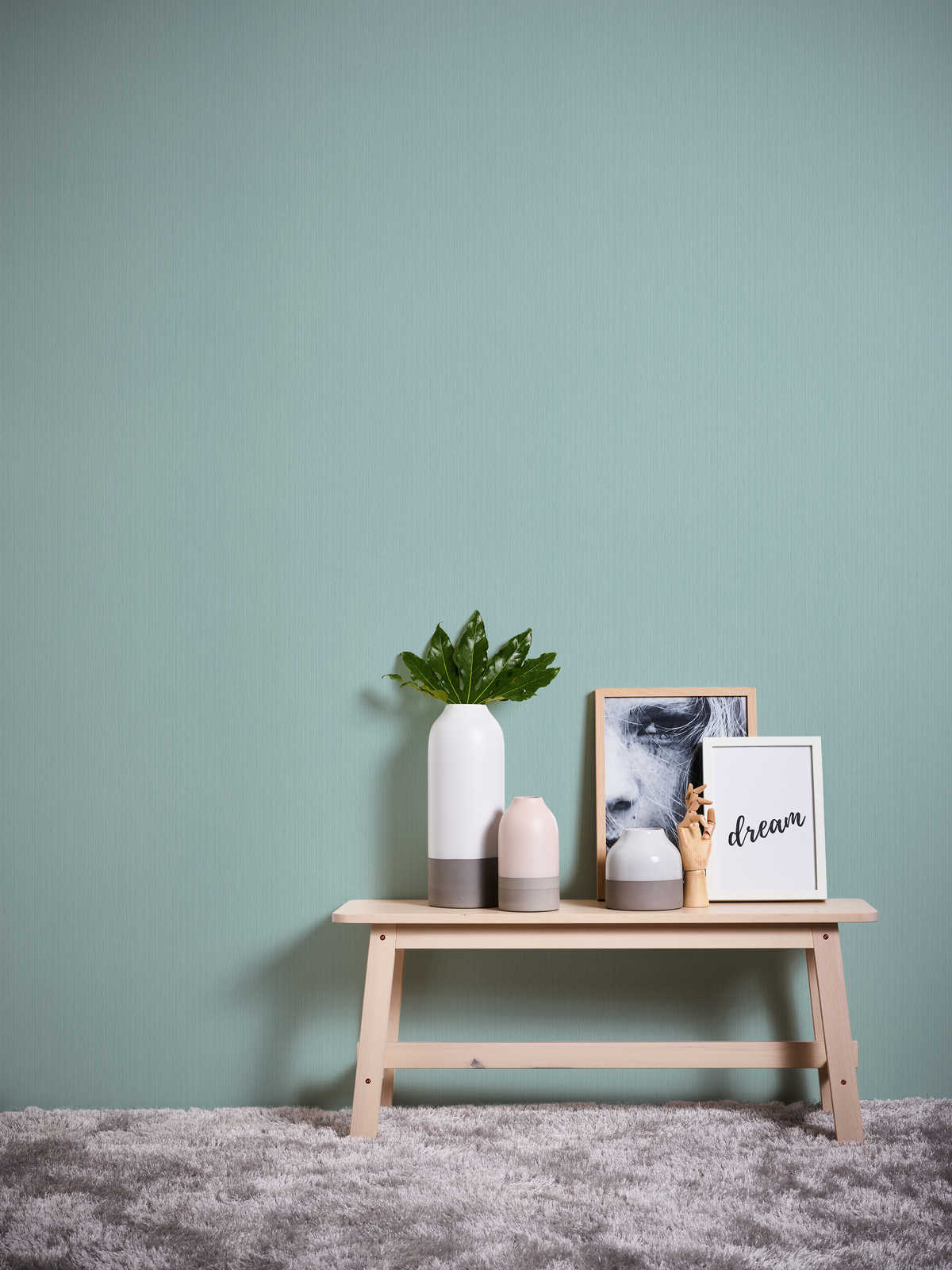             Einfarbige Tapete Hellblau mit meliertem Textileffekt von MICHALSKY
        