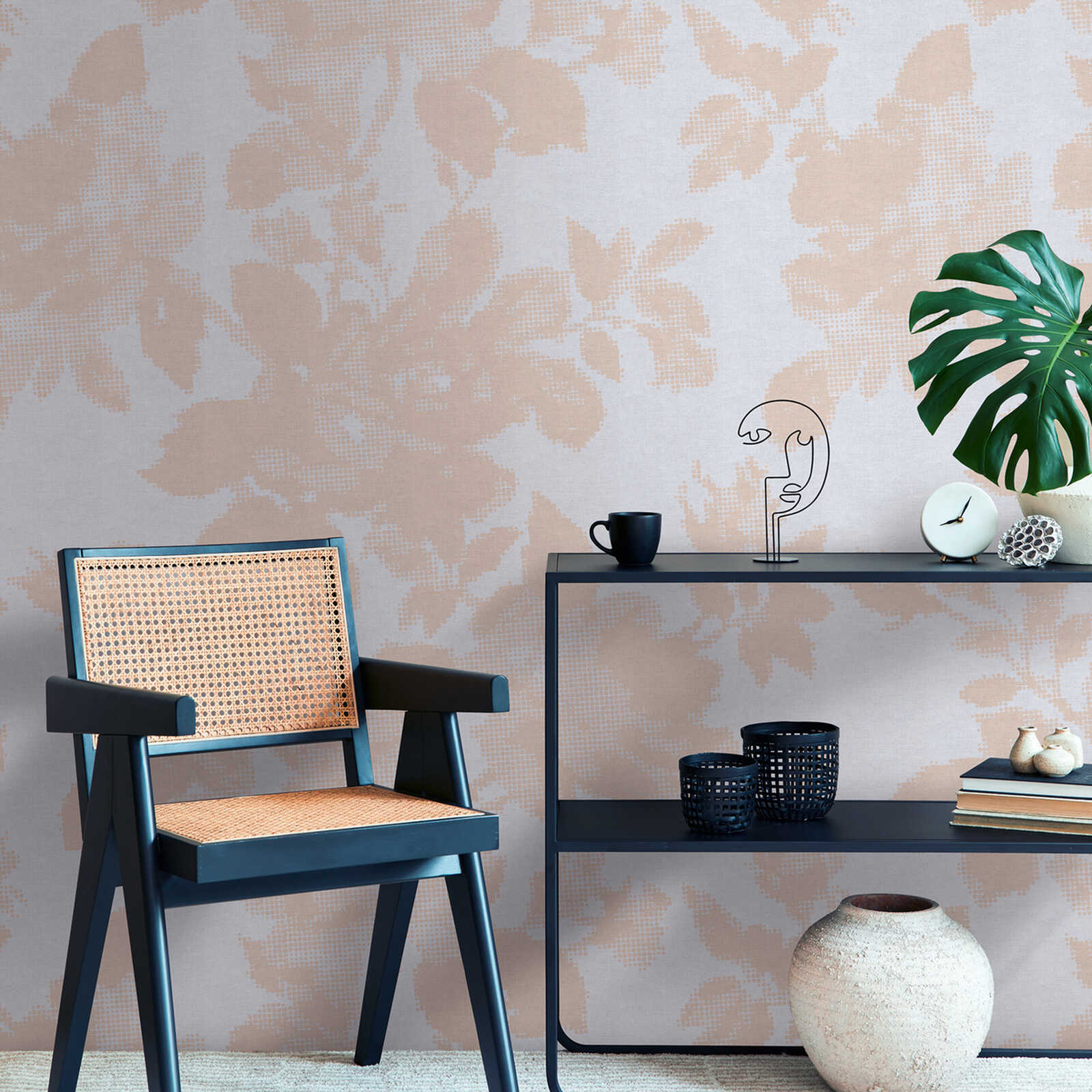         Discreet non-woven rose wallpaper with a vintage look and large-scale pattern repetition - grey, beige, light blue
    