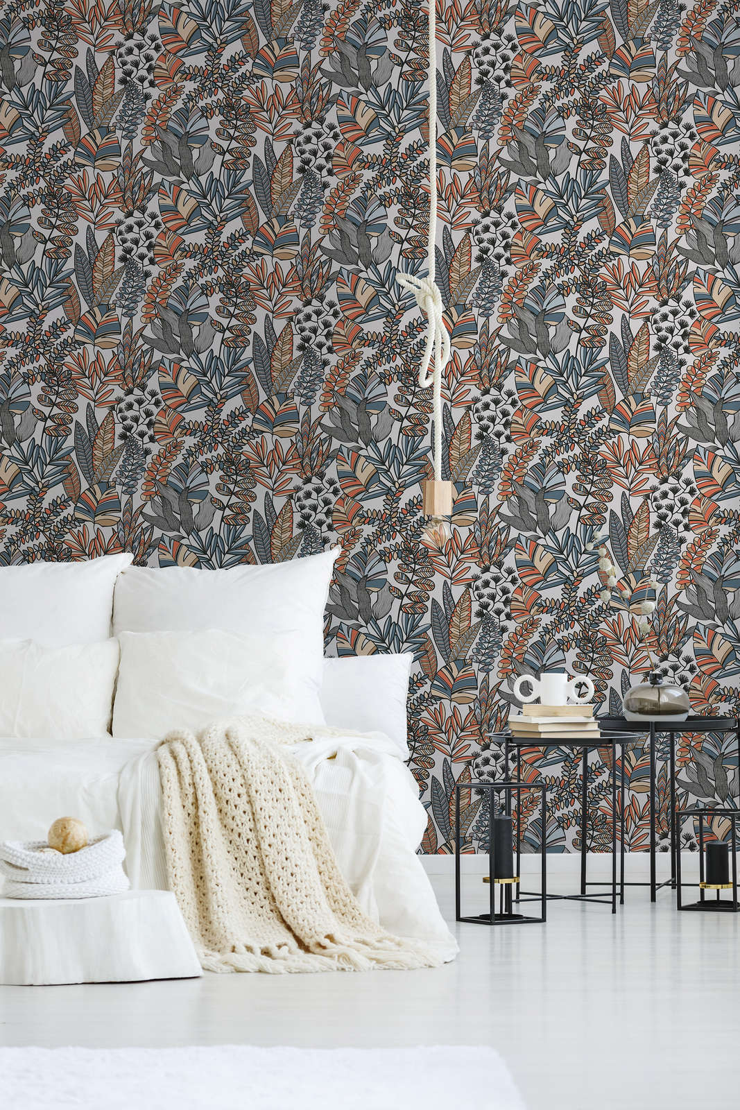             Vliestapete mit kräftigen Farben in Dschungeloptik – Weiß, Schwarz, Orange
        