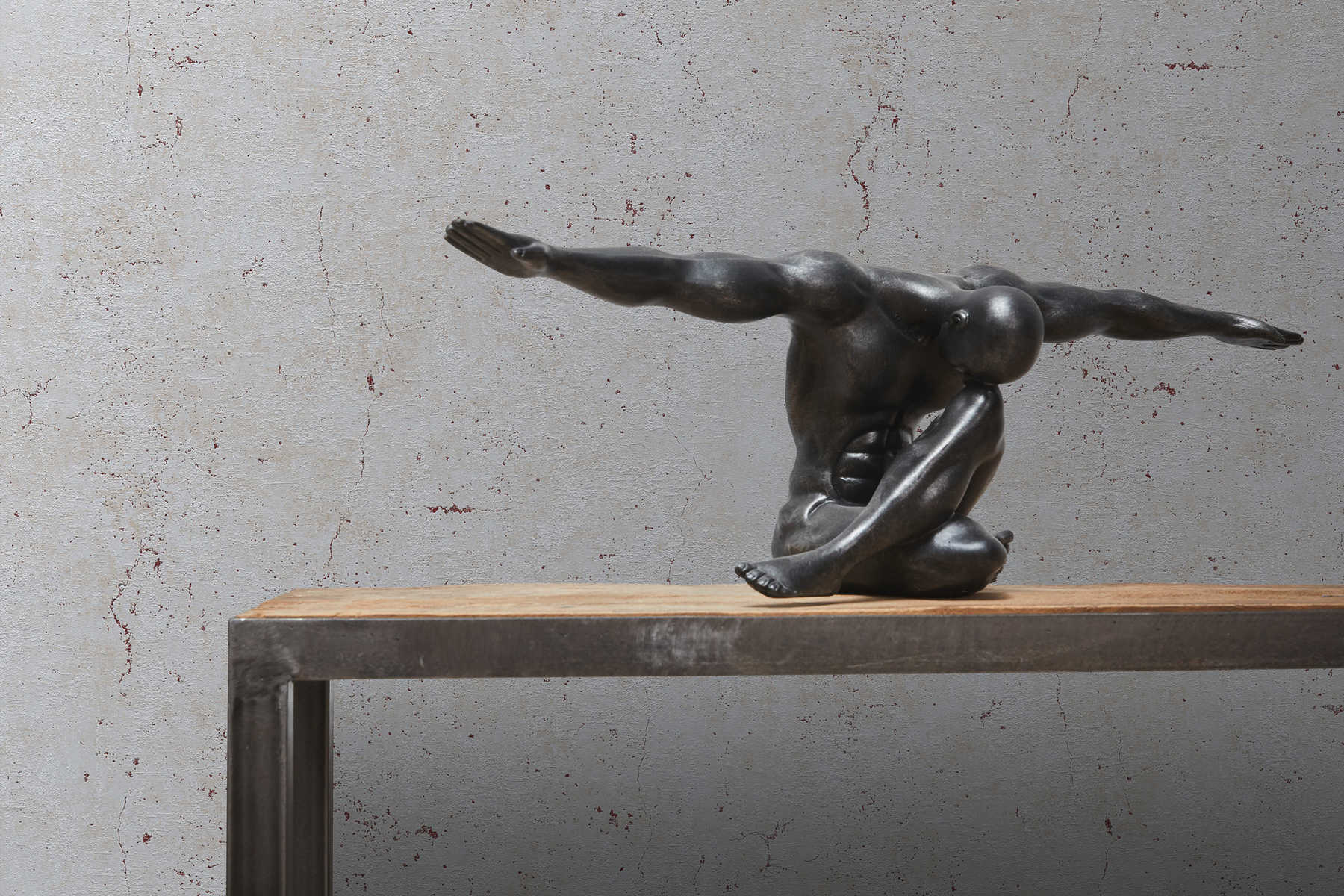             Concrete look wallpaper with surface texture - grey
        