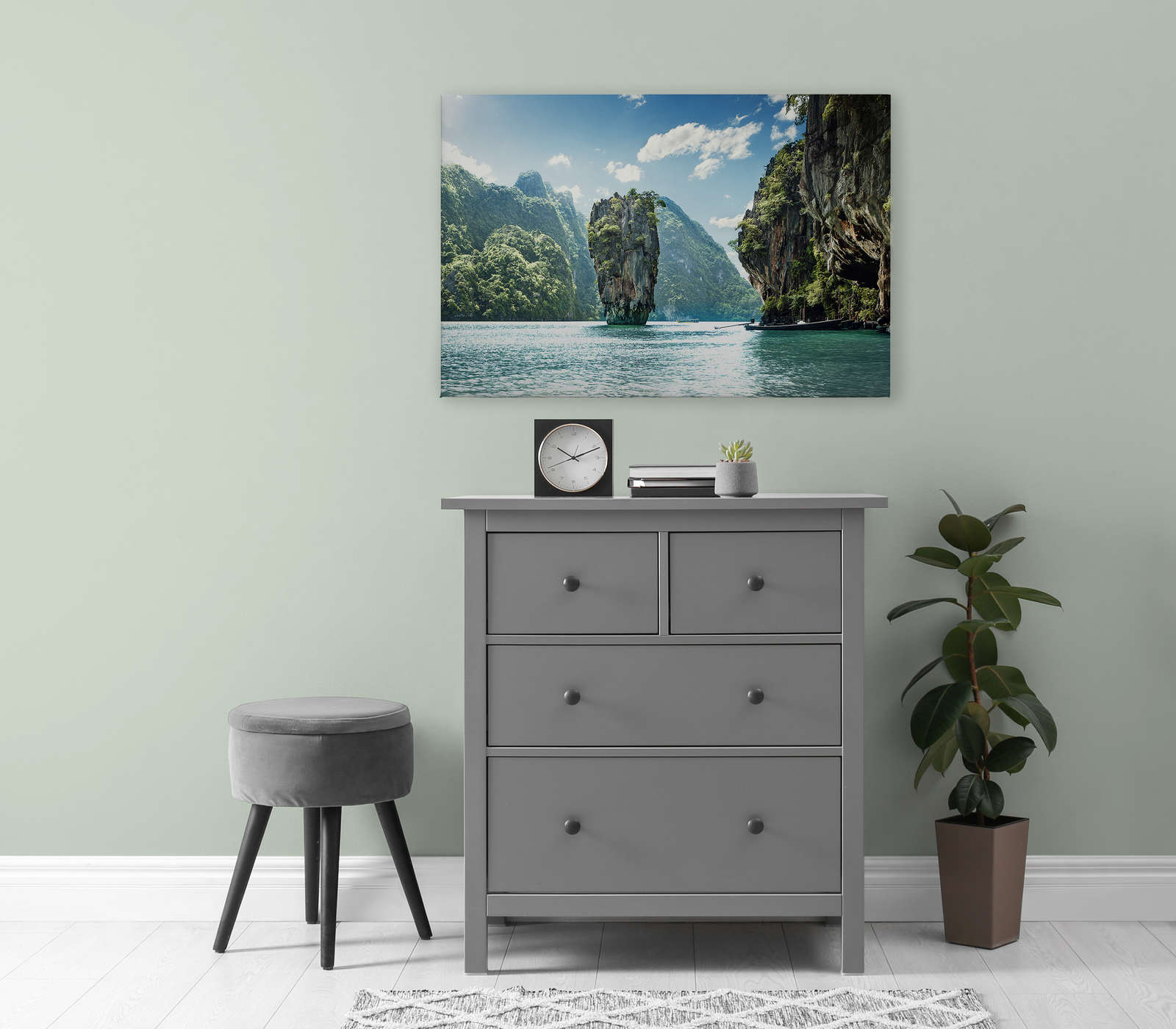 Leinwandbild mit paradiesischer Aussicht auf Berglandschaft in Thailand – 0,90 m x 0,60 m