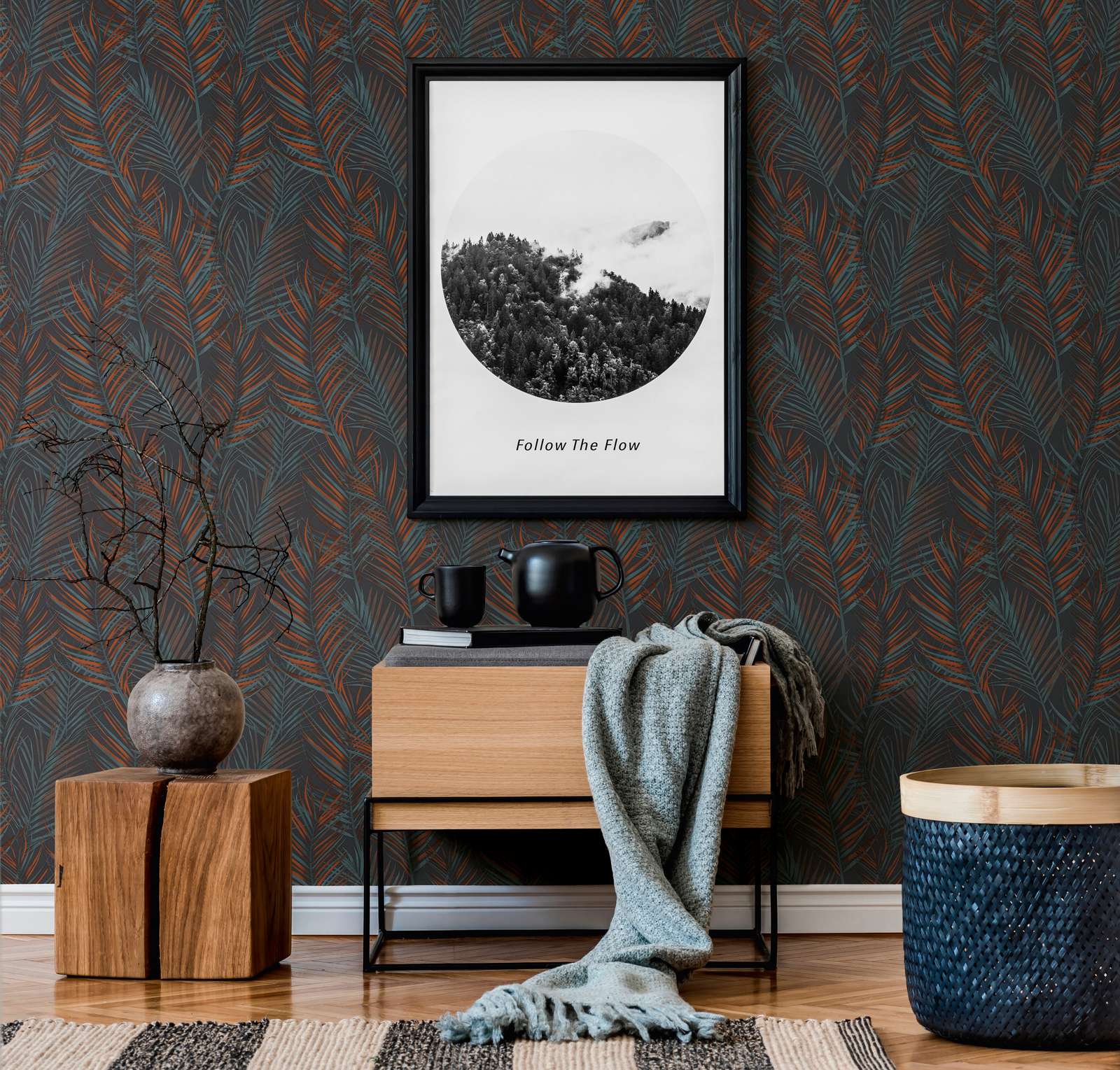             Dschungel Tapete mit Palmen Blätter in matt – Schwarz, Orange, Petrol
        