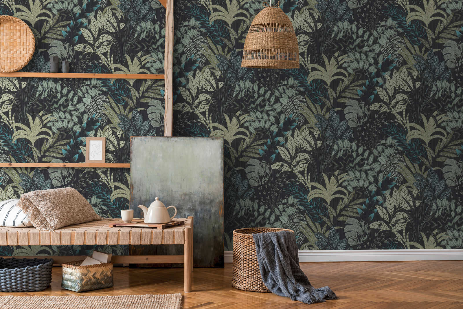             Nature pattern wallpaper with jungle design - green, black
        