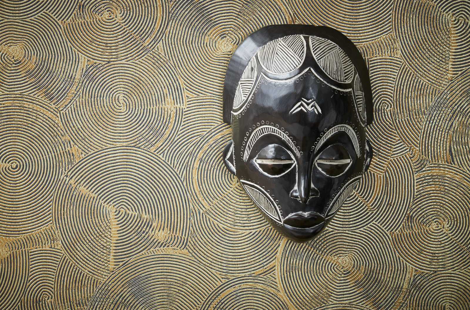             Mustertapete moderne Putzoptik mit Gold – Beige, Metallic, Schwarz
        