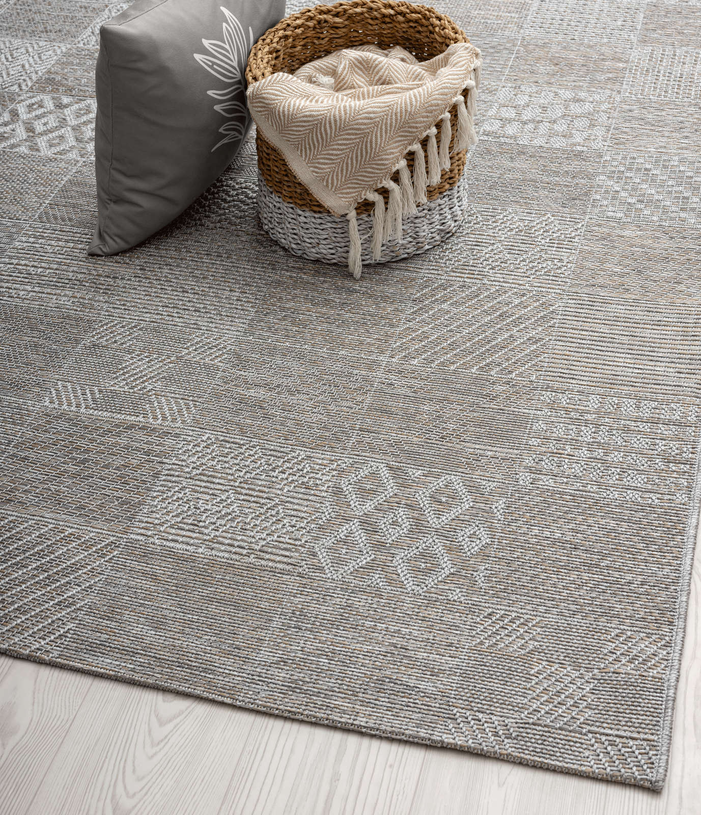 Plain Outdoor Rug - Greige | DD126916 | A.S.
