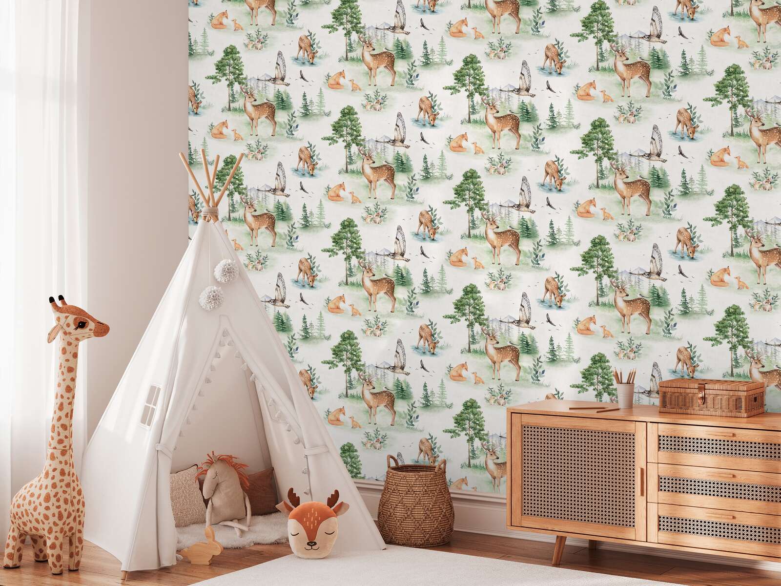             Vliestapete mit Waldtier-Motiven – Liebevolle Waldszenerie für ein naturnahes Kinderzimmer – Bunt
        