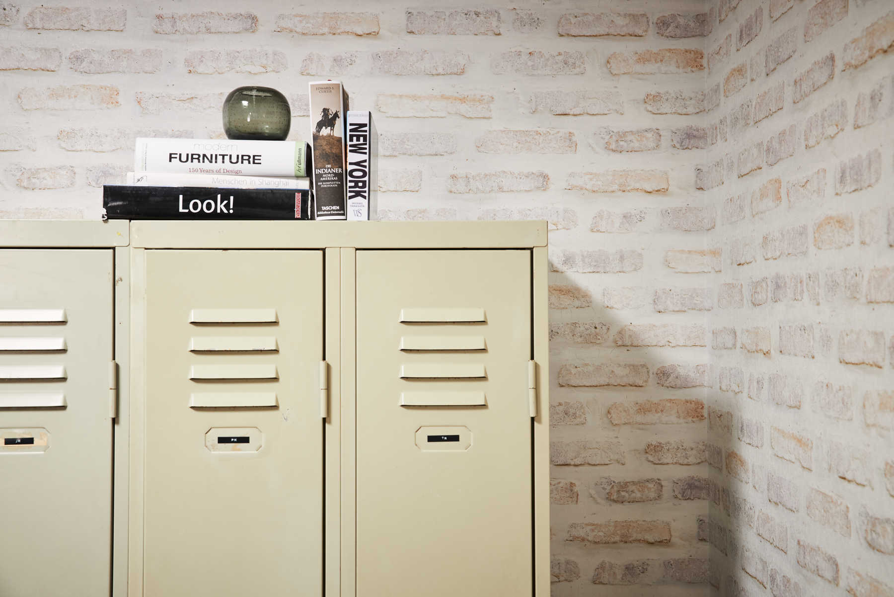             Vintage Steinoptik Tapete im Landhaus Stil – Weiß, Grau
        