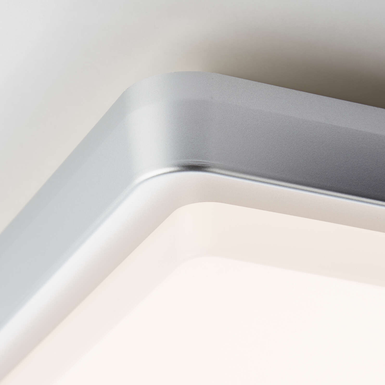 Außenwandleuchte aus Kunststoff - Felia 1 – Metallic