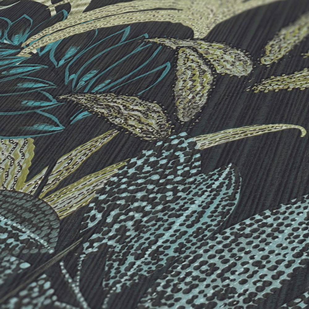             Nature pattern wallpaper with jungle design - green, black
        