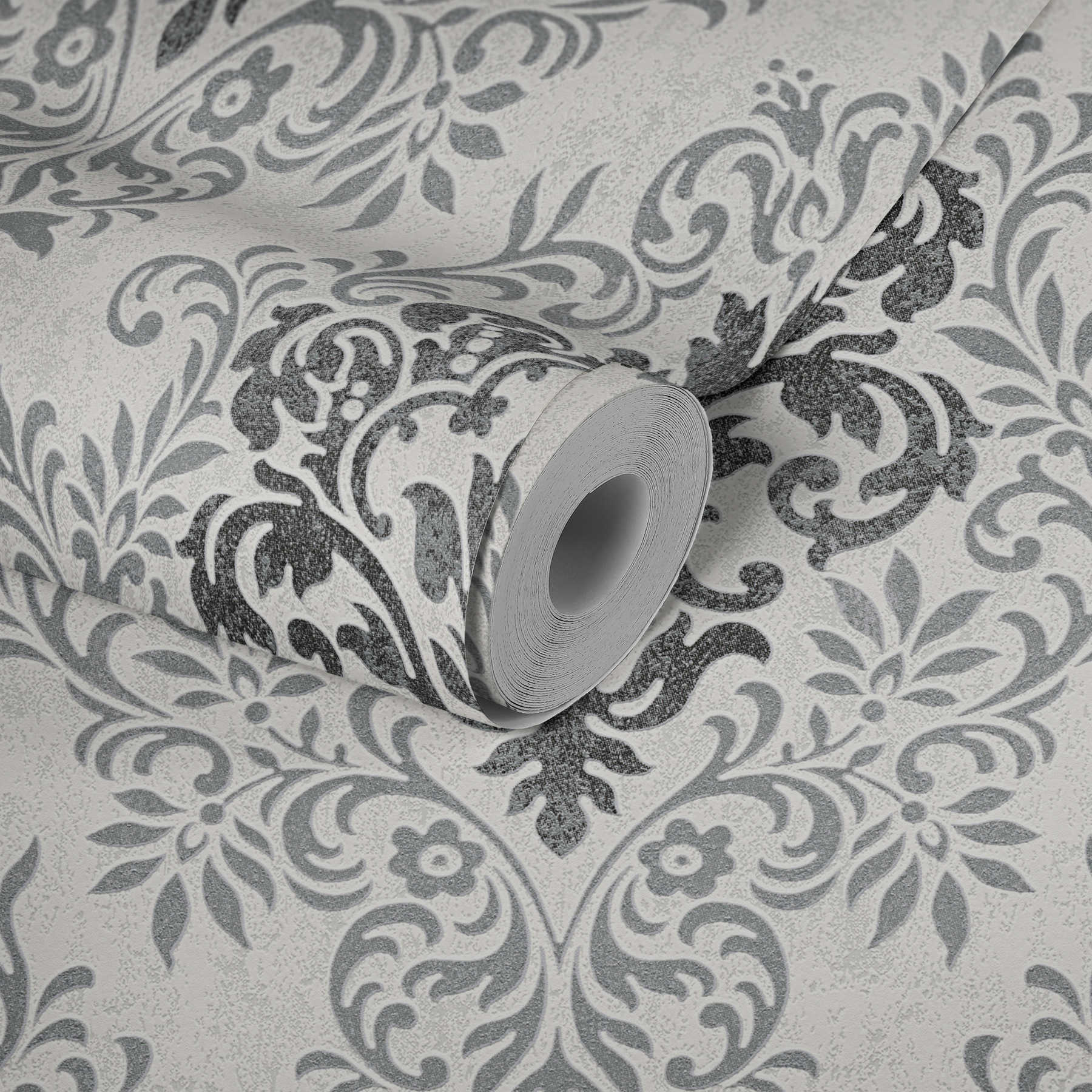             Barock Tapete mit Metallic-Ornamenten – Grau
        