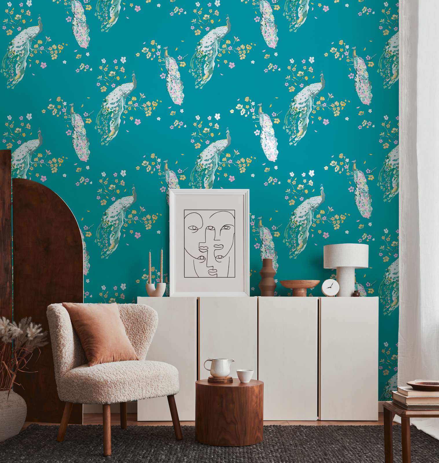             Pfau-Mustertapete mit Glanzeffekt – Türkis, Gelb, Bunt
        