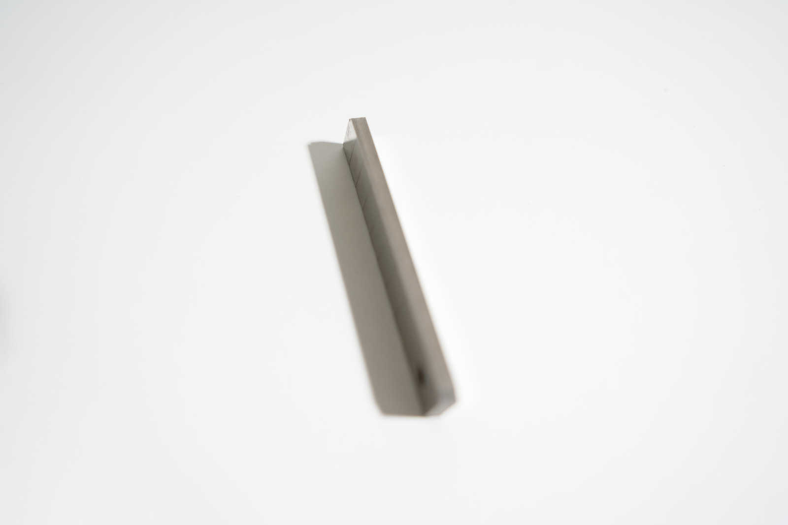             Cutter blades set 18mm, 10 snap-off blades
        